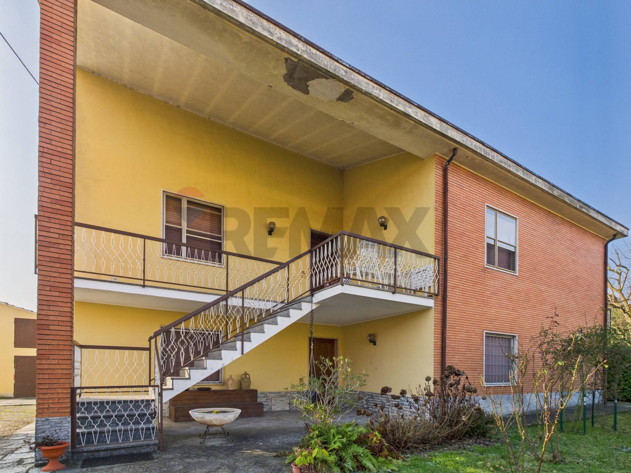 Immobile a Casatisma