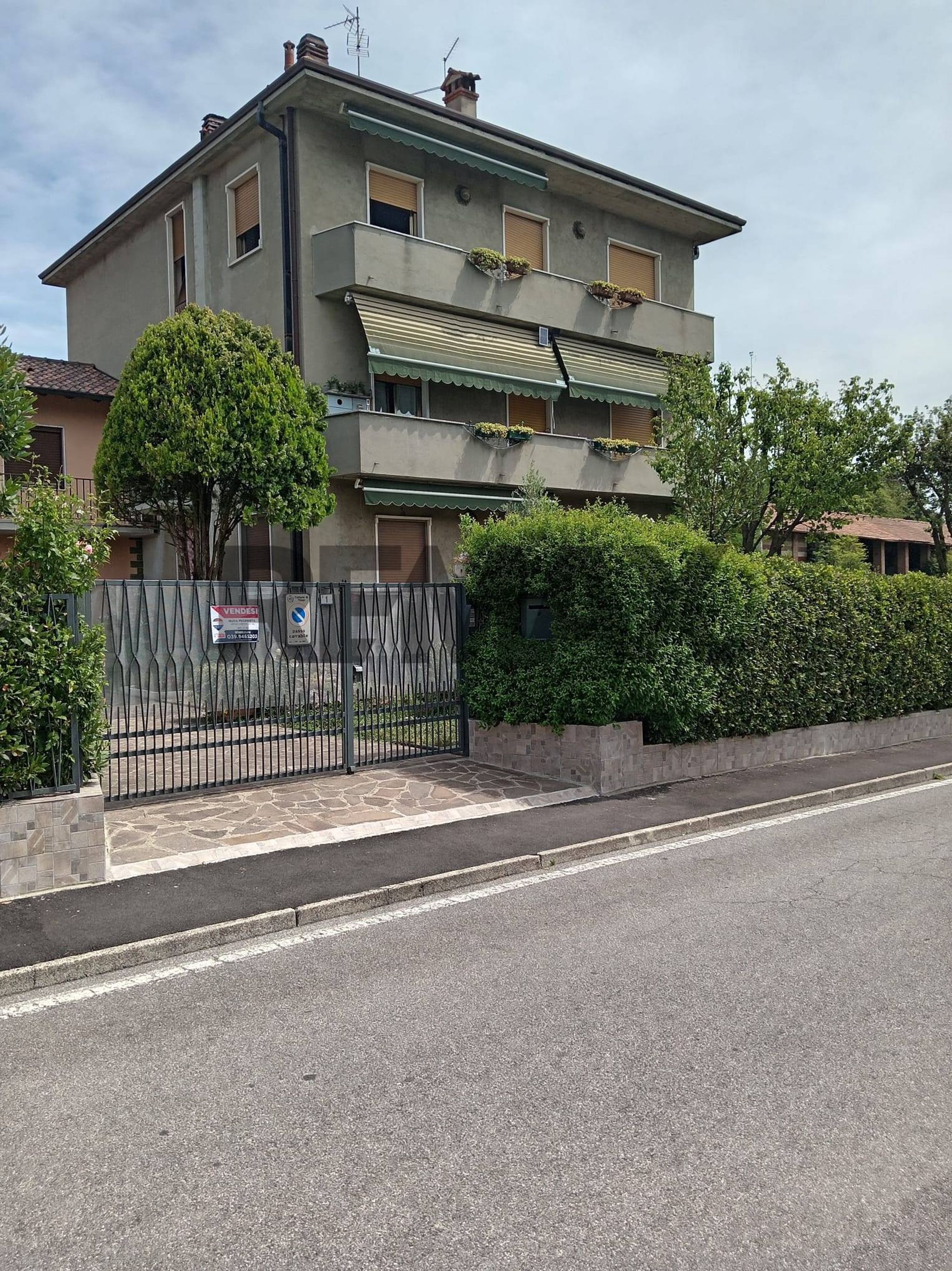 Edificio all'aperto