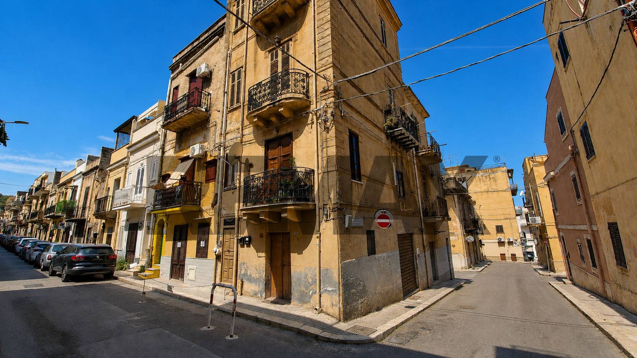Edificio all'aperto