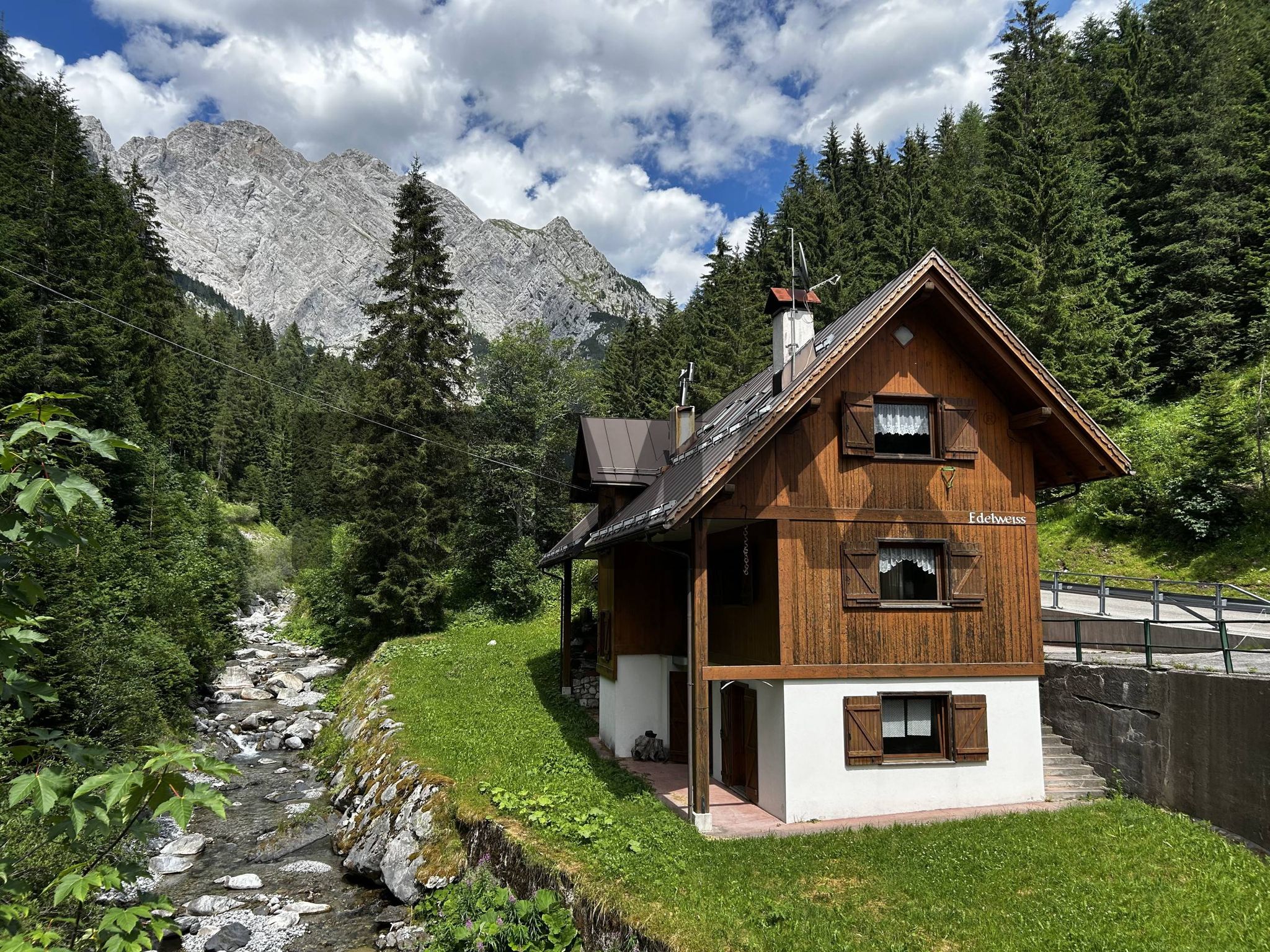 Immobile a Forni Avoltri