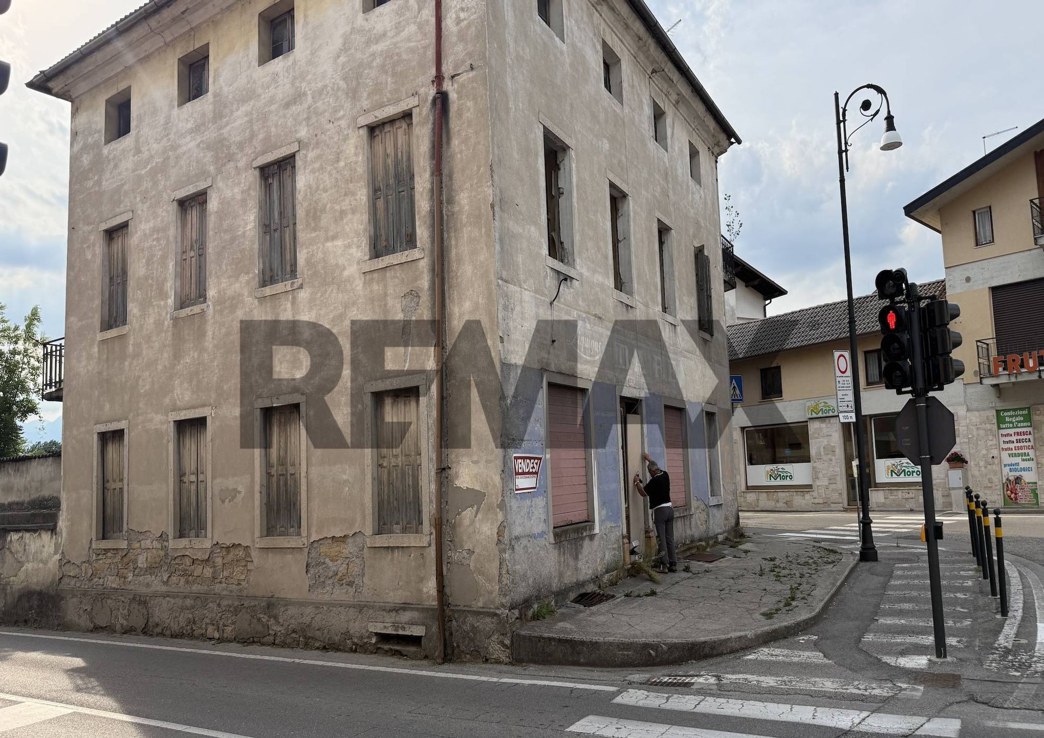 Edificio all'aperto