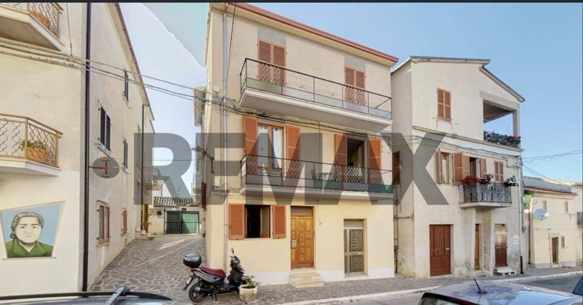 Edificio all'aperto