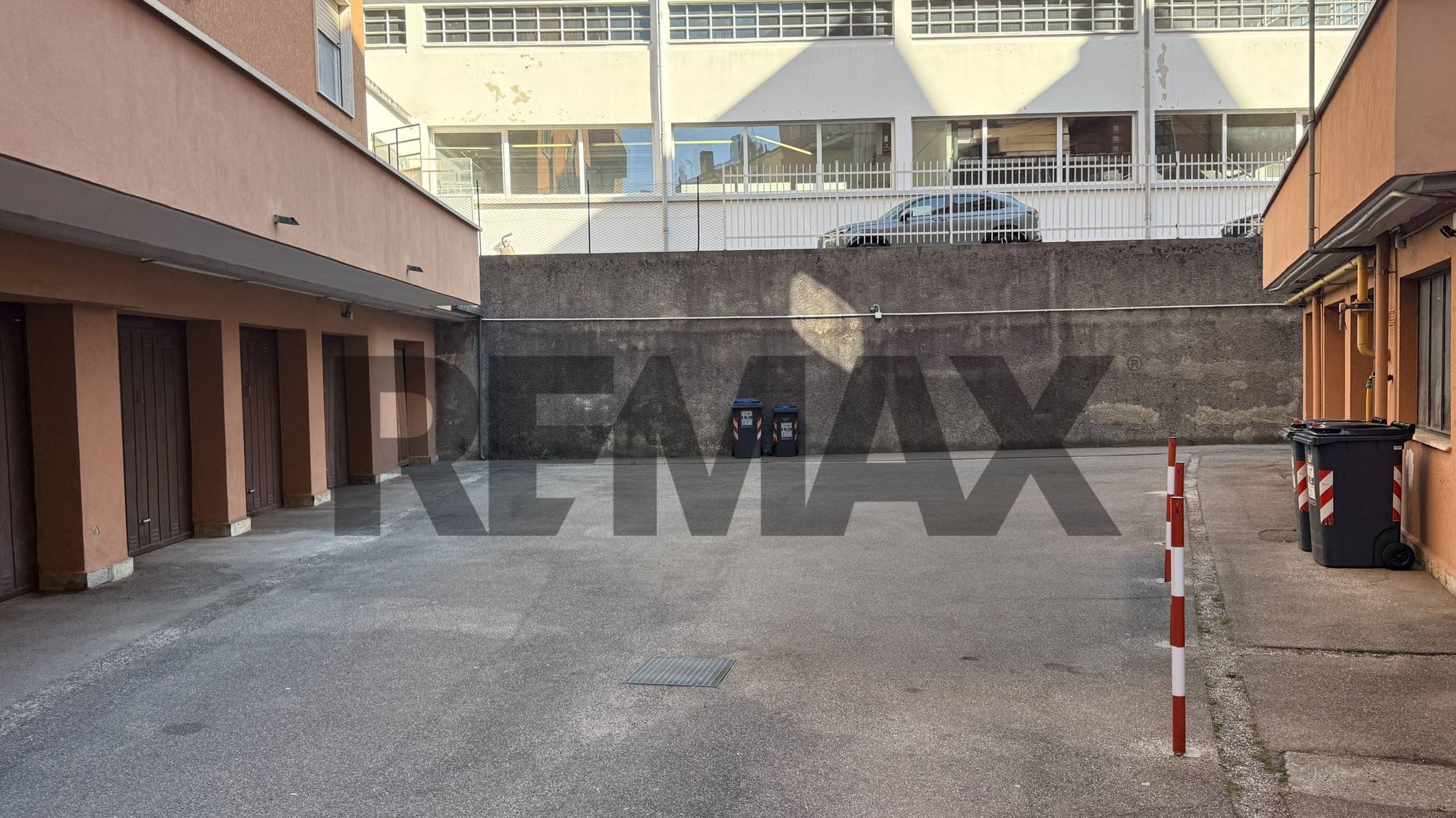 Edificio all'aperto