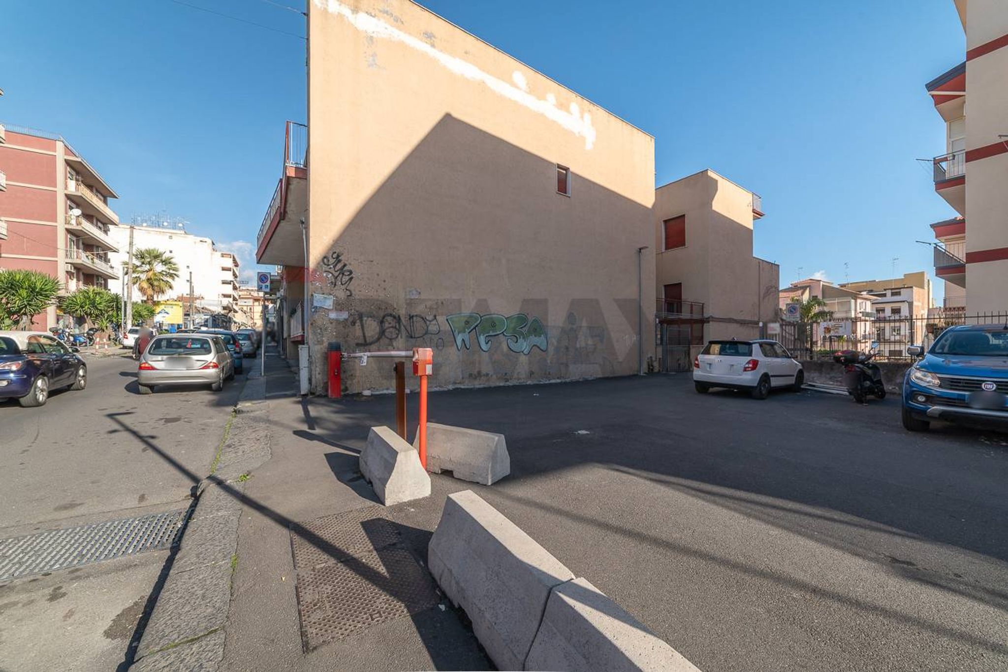 Edificio all'aperto