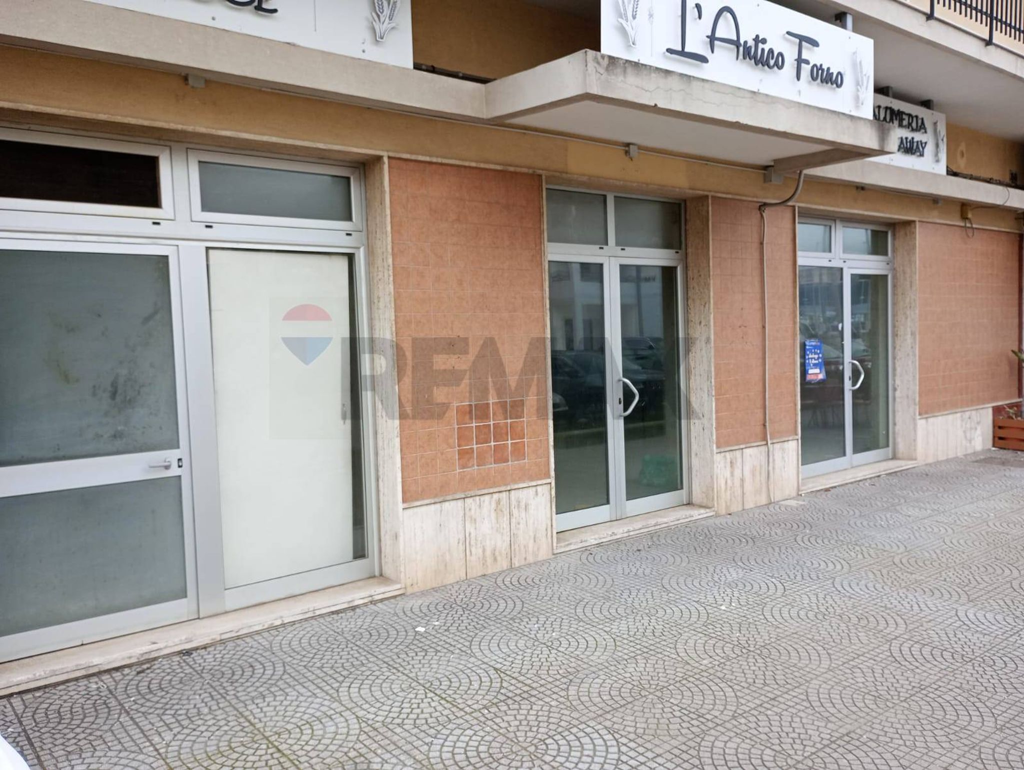 Edificio all'aperto
