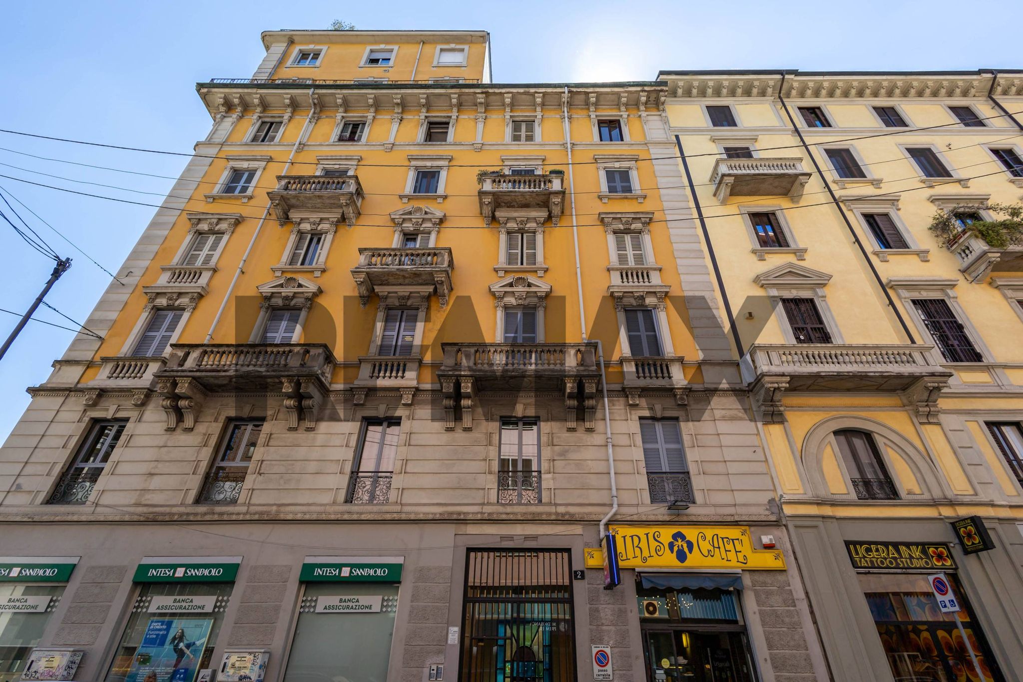 Edificio all'aperto