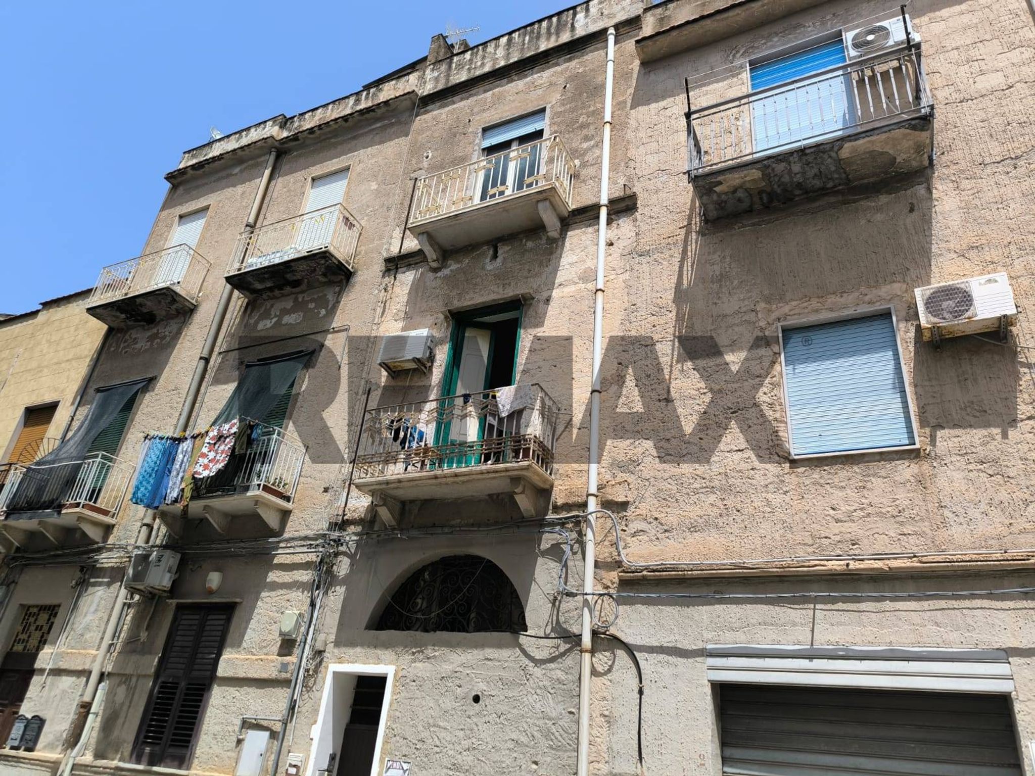 Edificio all'aperto