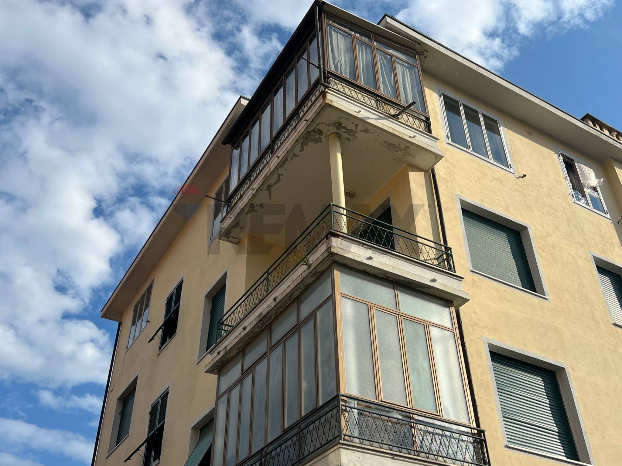 Edificio all'aperto