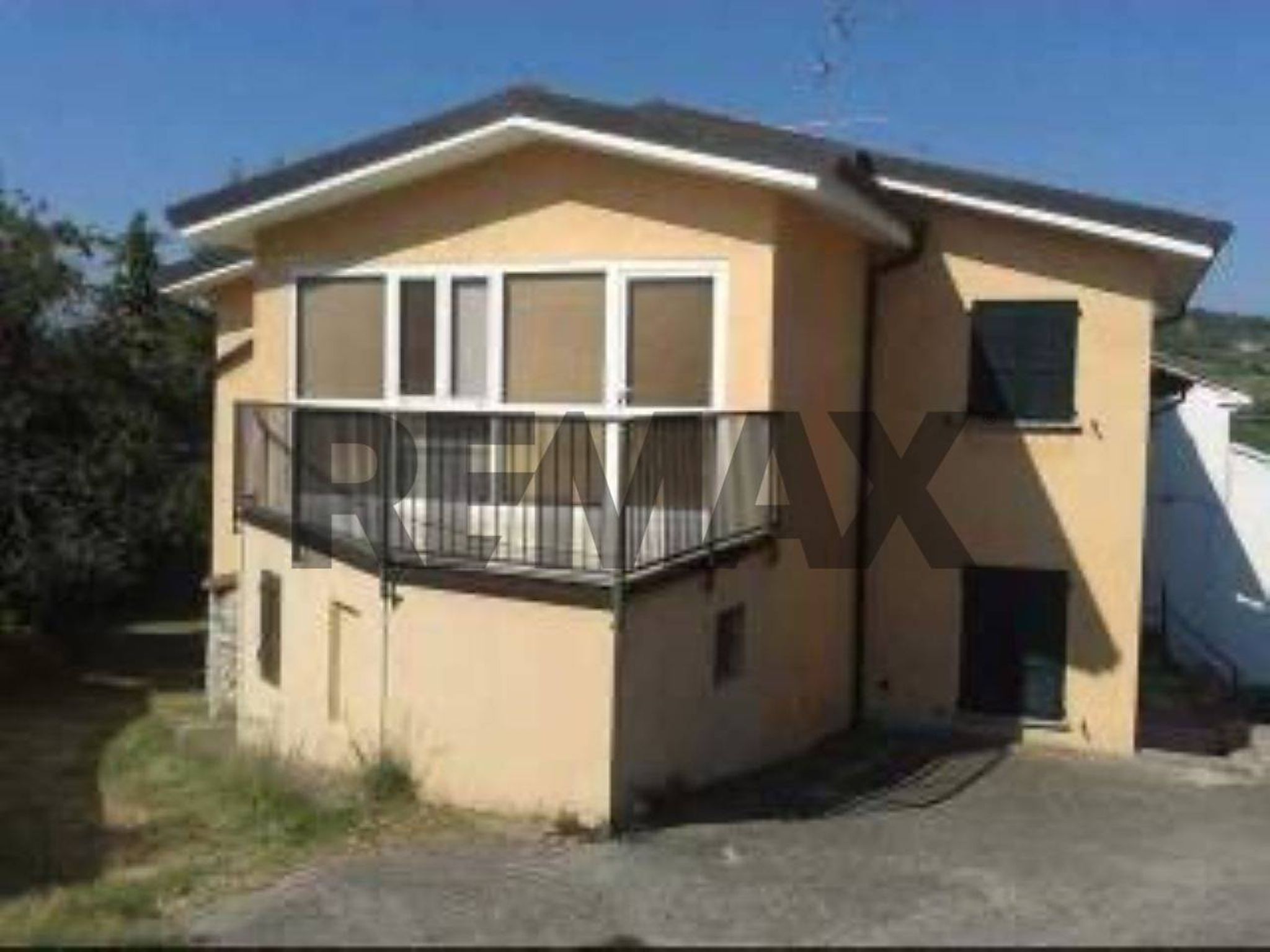 Property in Golferenzo