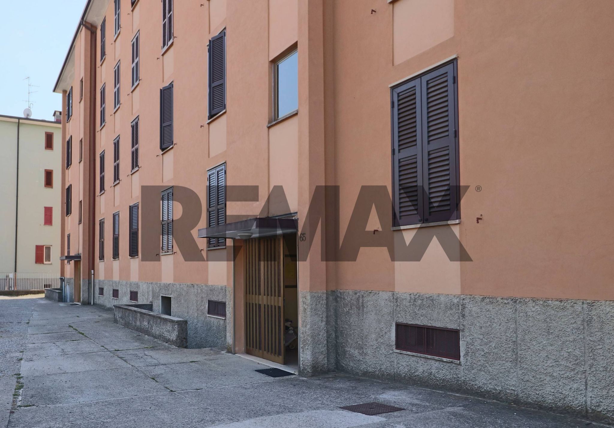 Edificio all'aperto