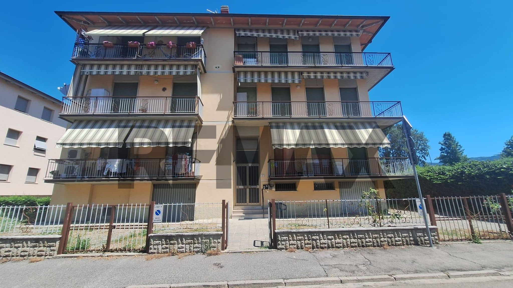 Edificio all'aperto