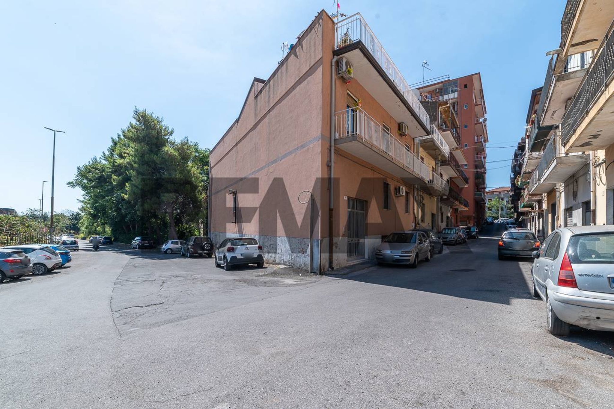 Edificio all'aperto