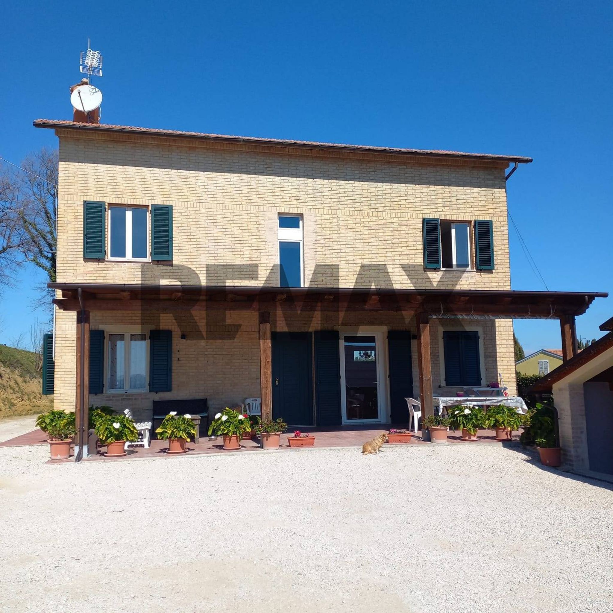 Casa all'aperto