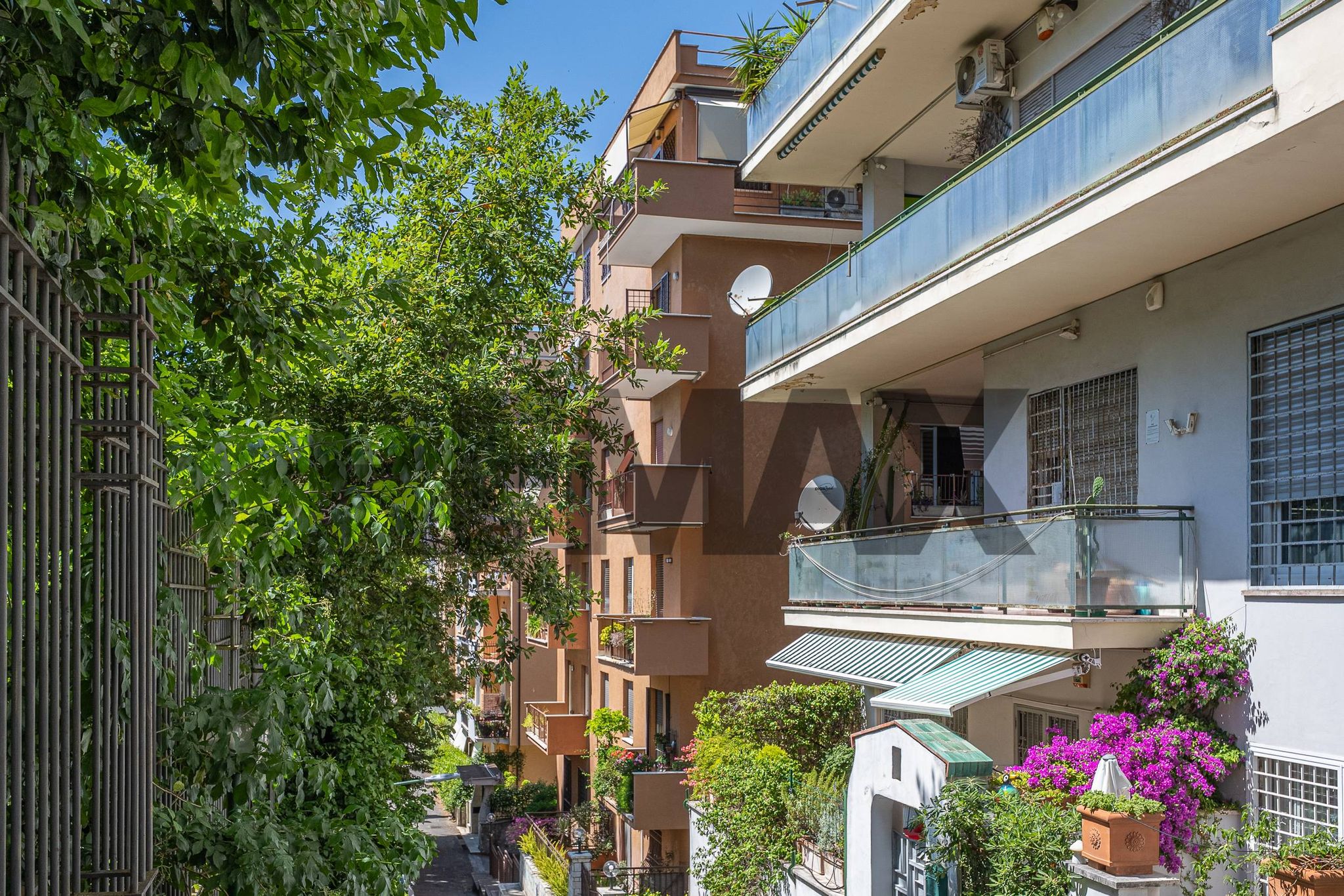 Edificio all'aperto