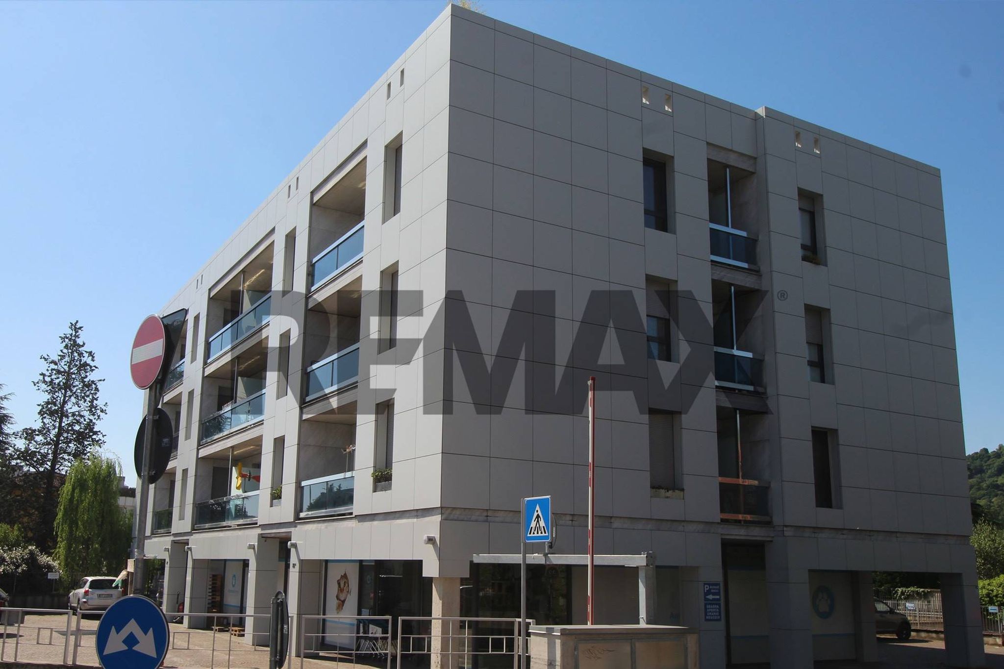 Edificio all'aperto