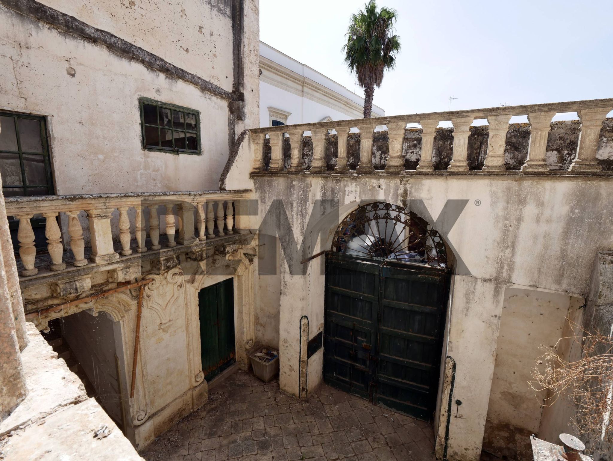 Edificio all'aperto