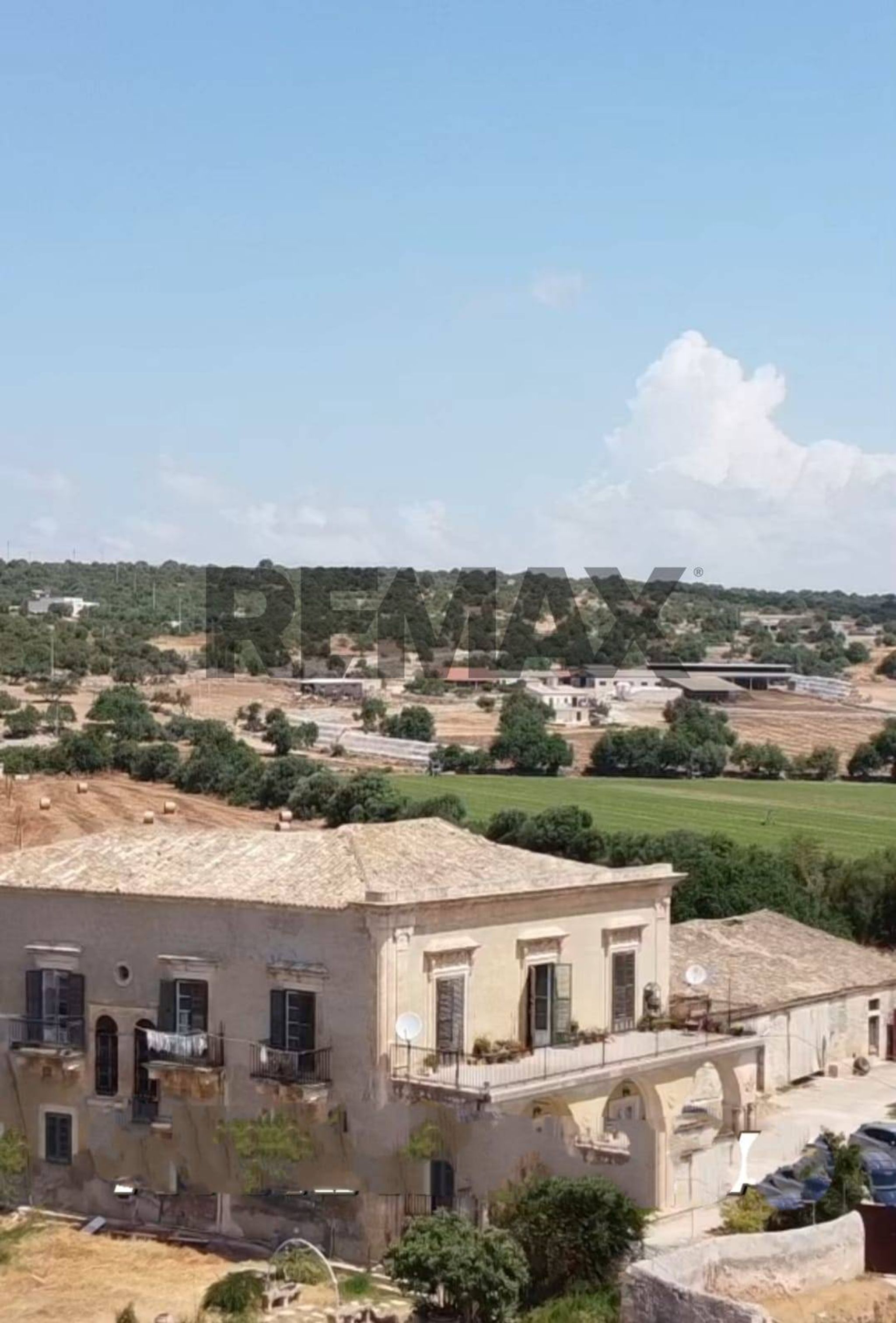 Edificio all'aperto