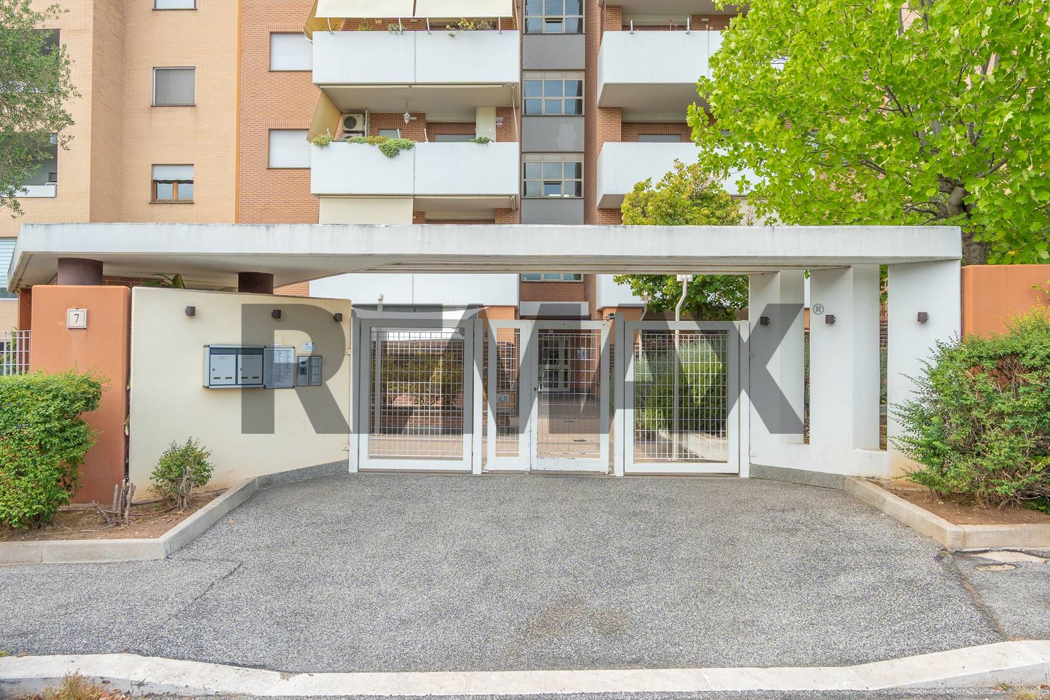 Edificio all'aperto