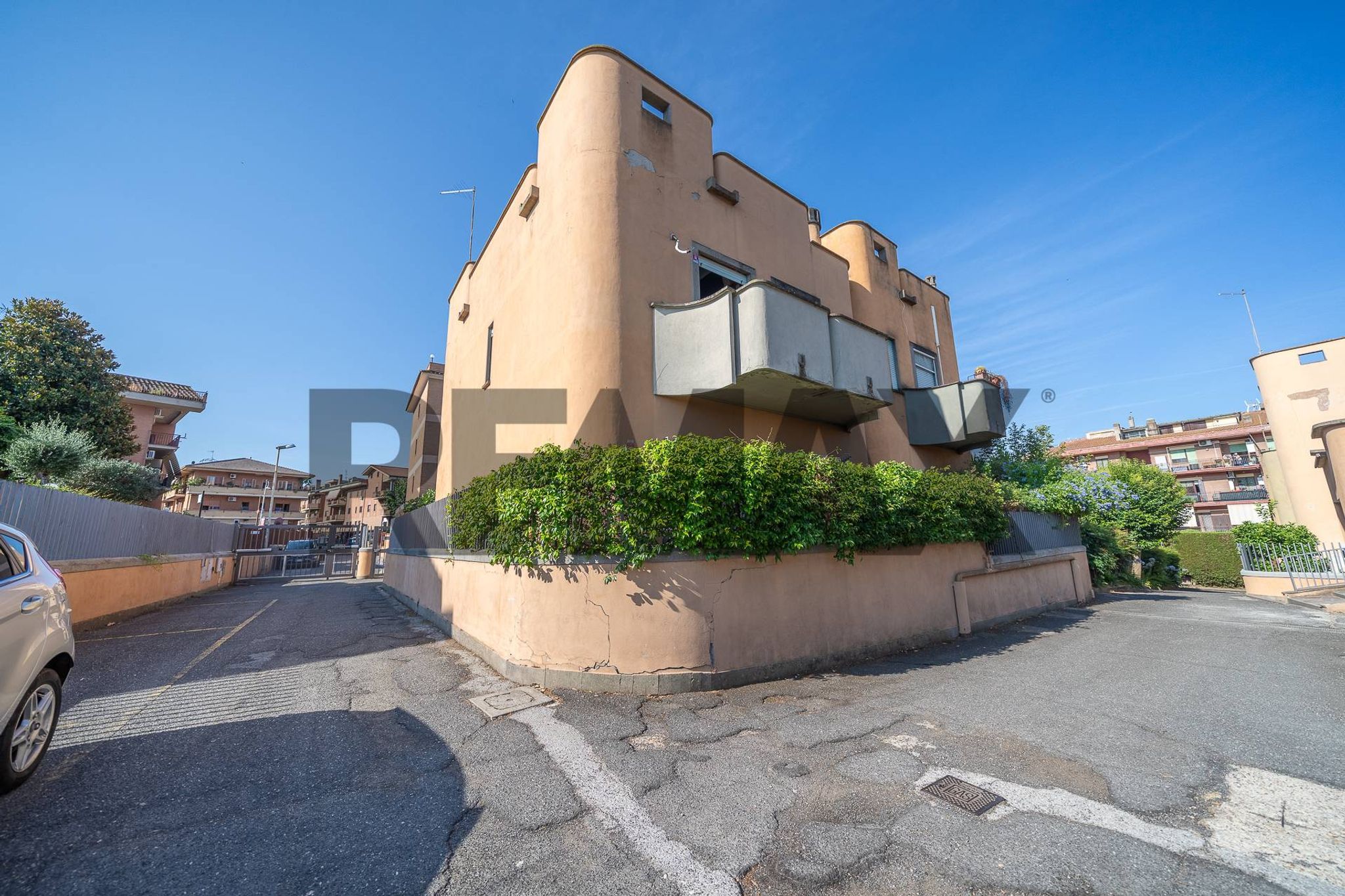 Property in Marino