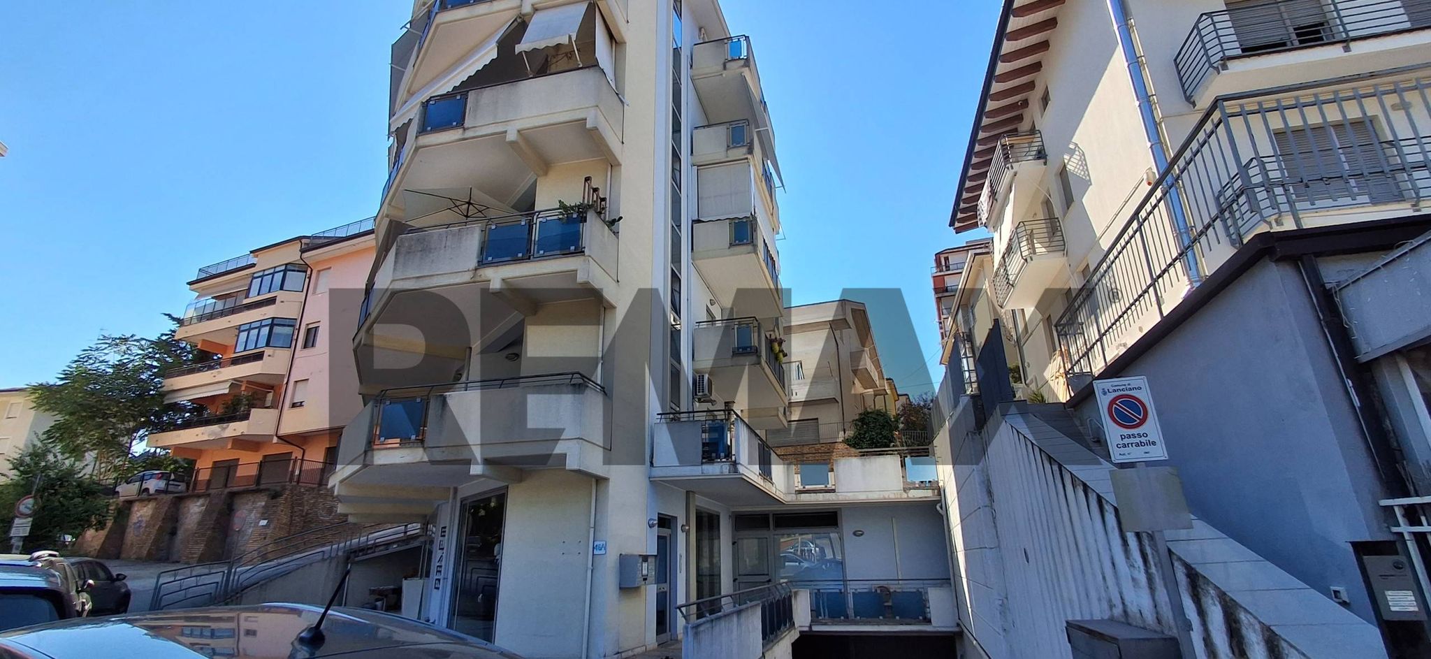 Edificio all'aperto