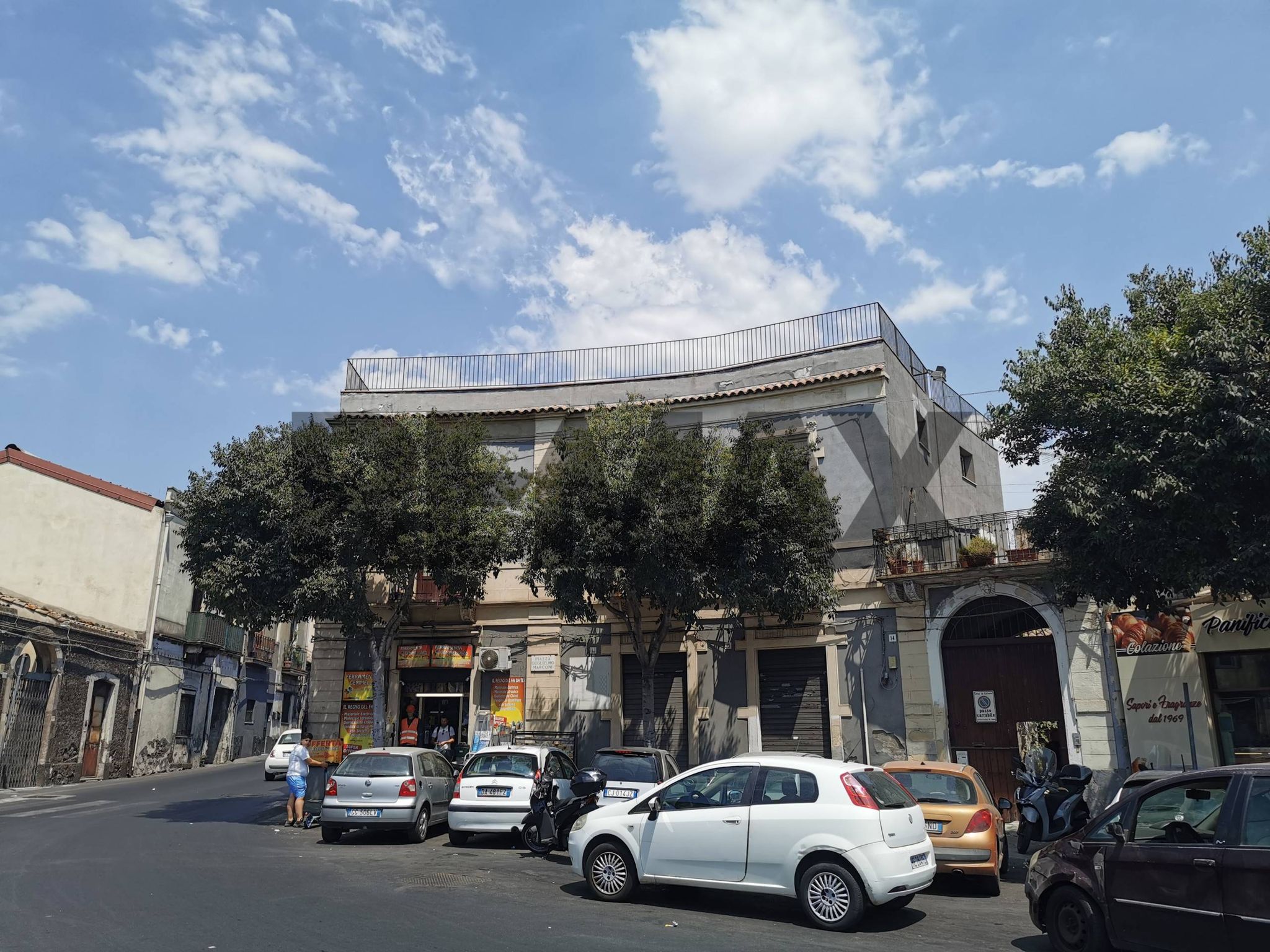 Edificio all'aperto