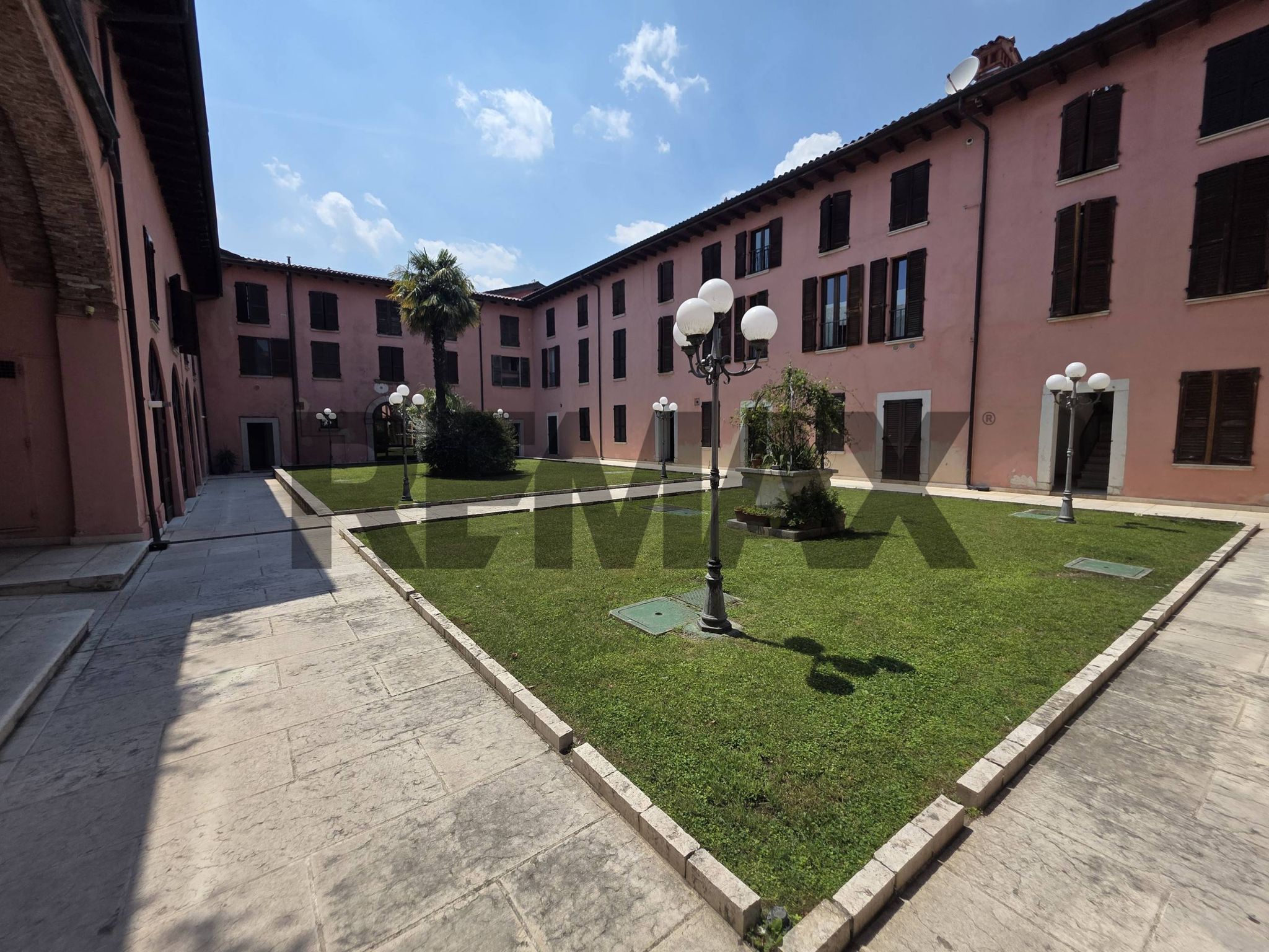 Immobile a Padenghe sul Garda