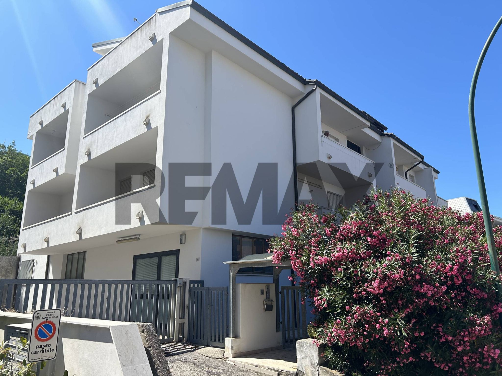 Edificio all'aperto