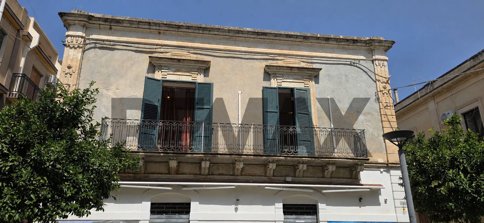 Edificio all'aperto