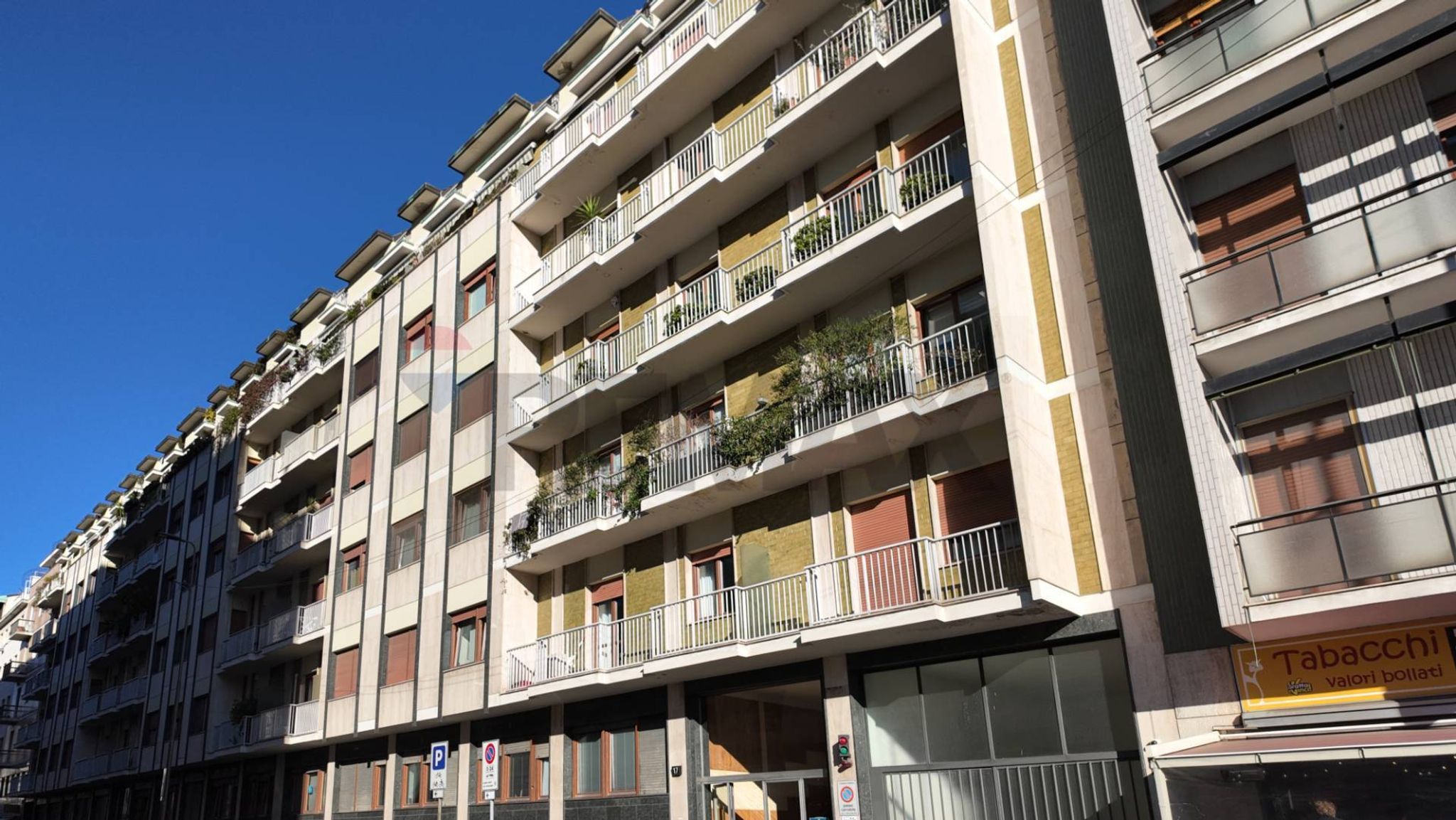 Edificio all'aperto