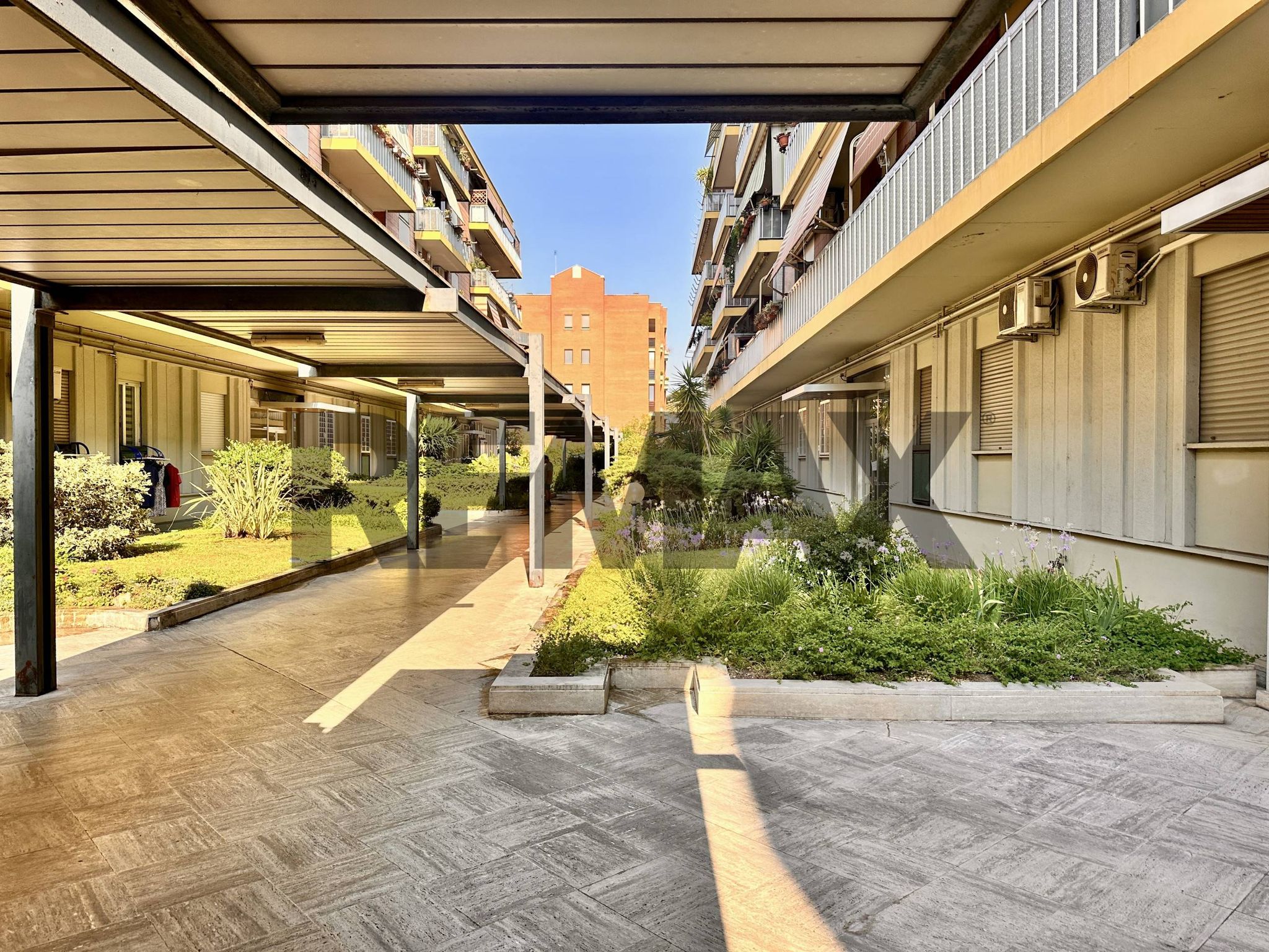 Edificio all'aperto