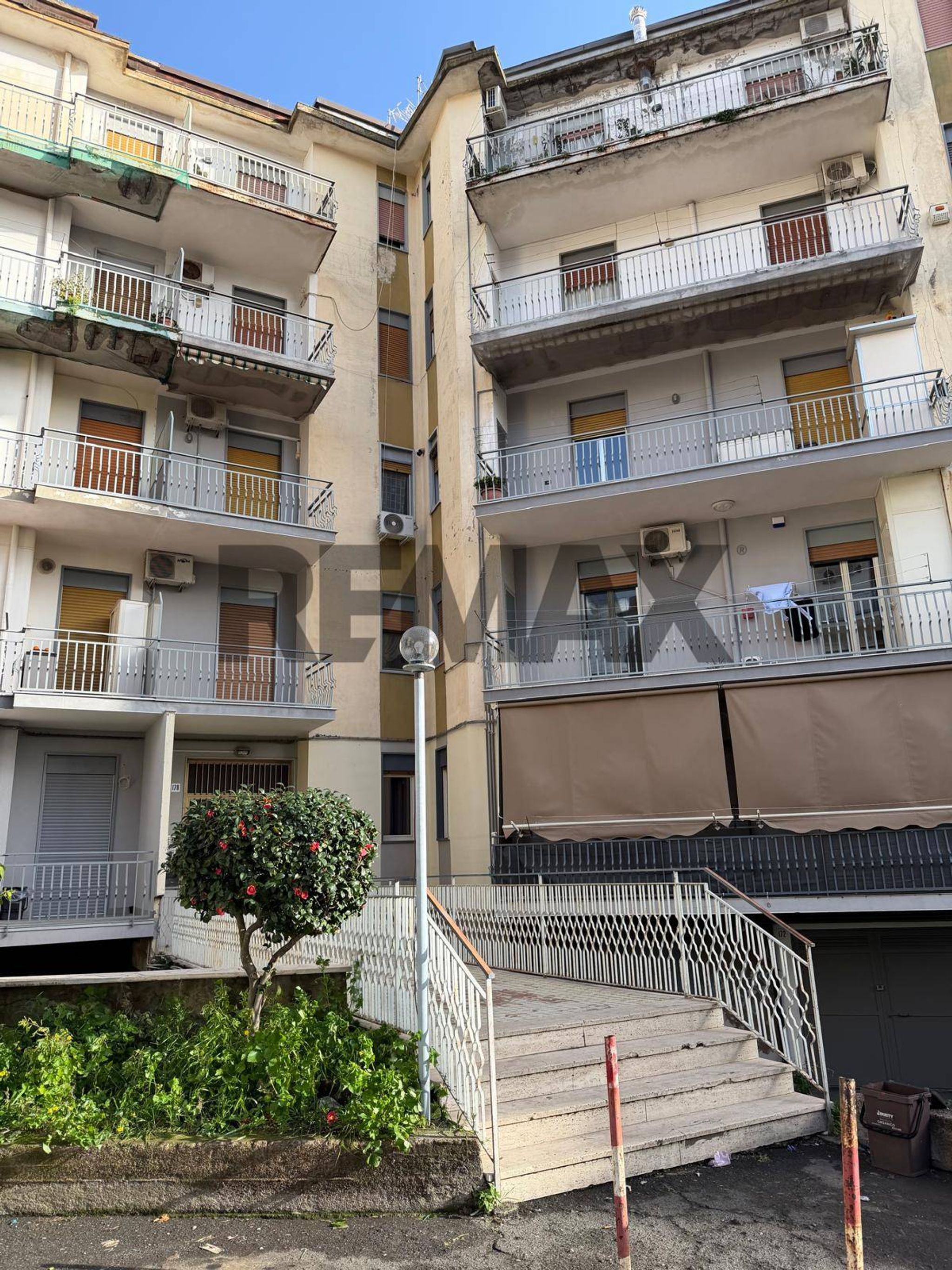 Edificio all'aperto