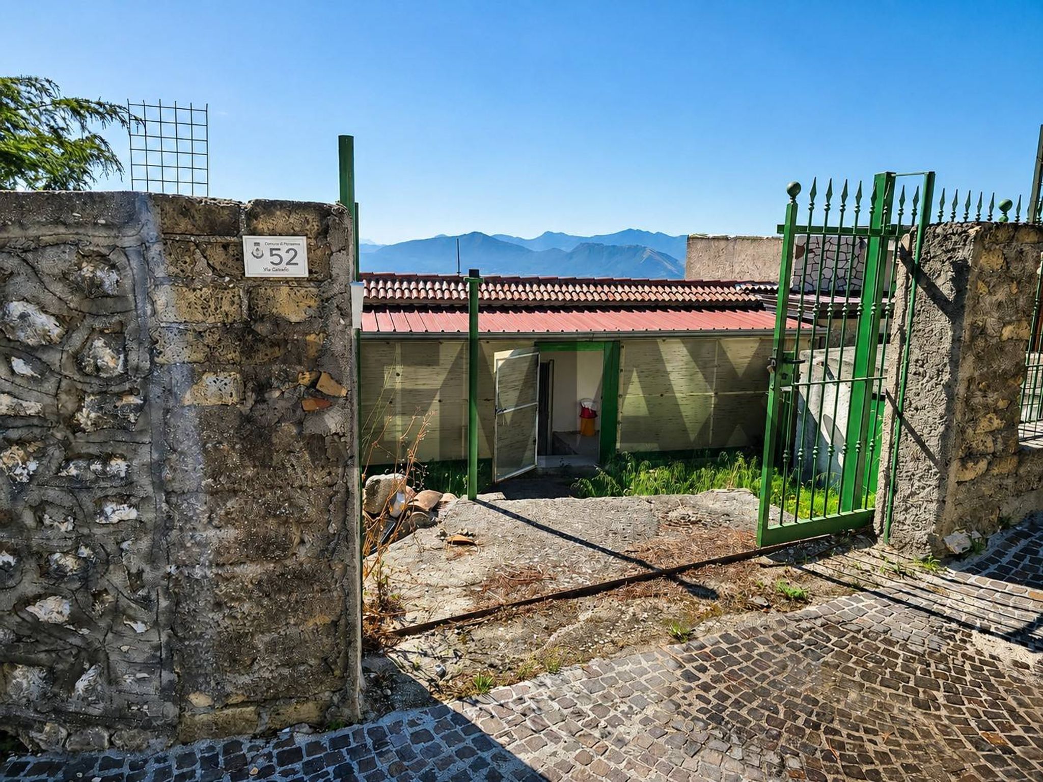 Property in Presenzano