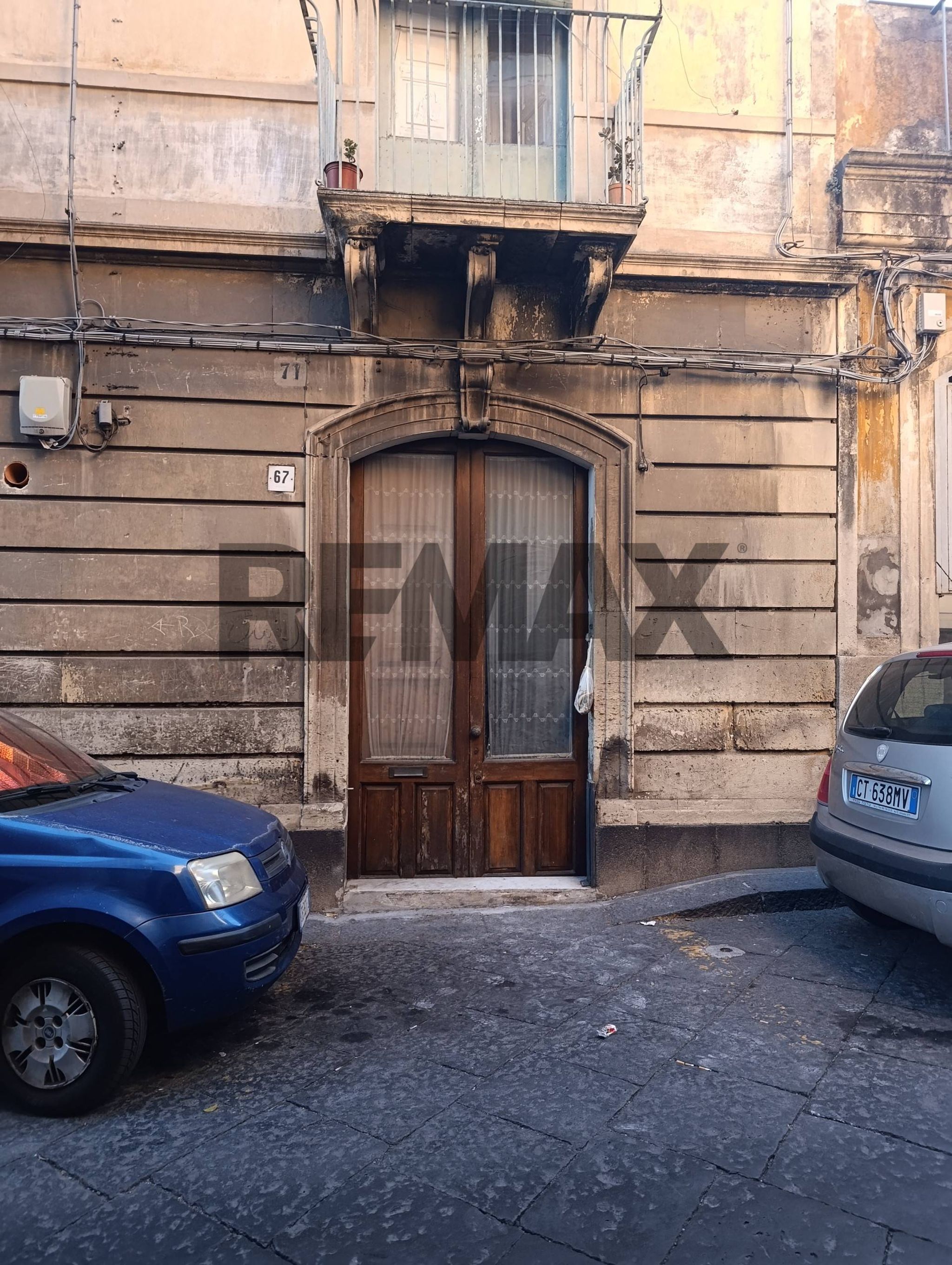 Immobile a Acireale