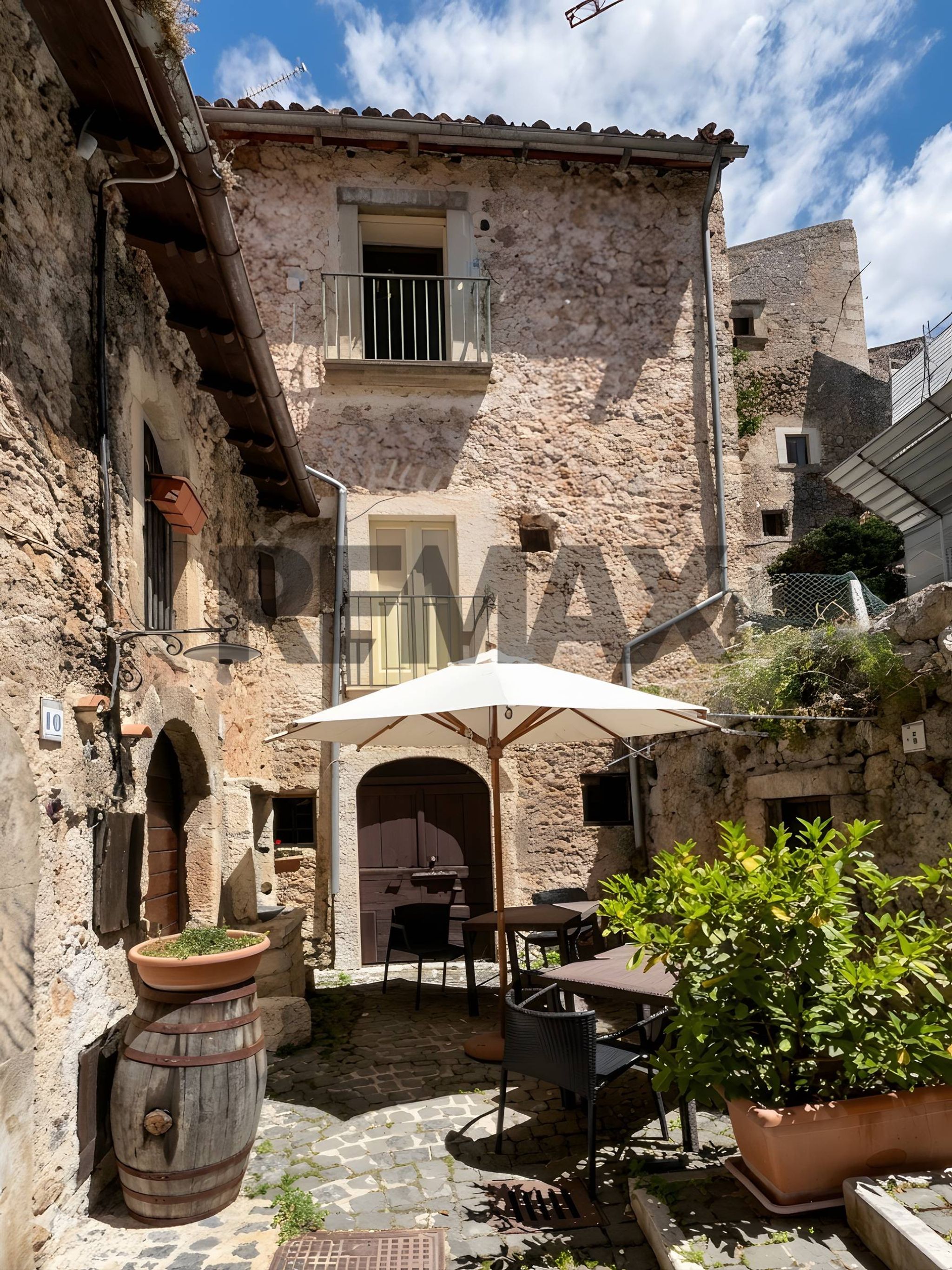 Casa all'aperto