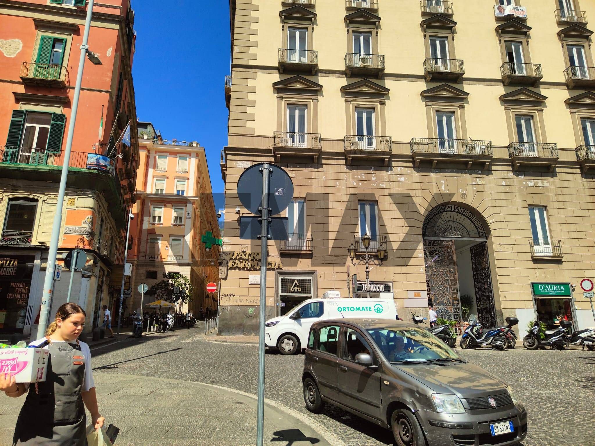 Edificio all'aperto