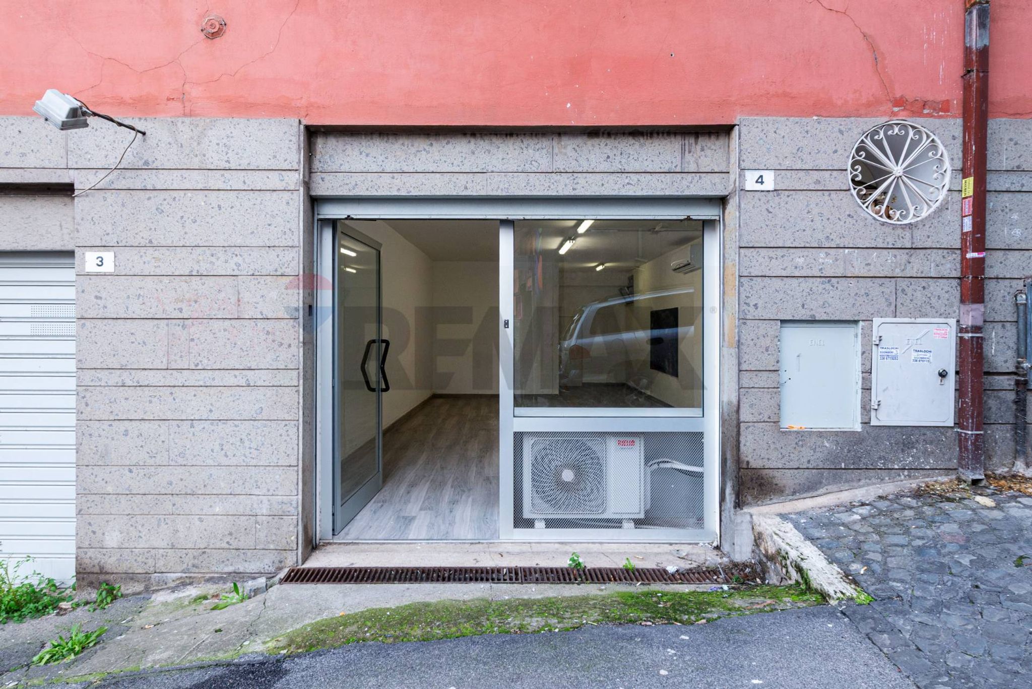 Edificio all'aperto