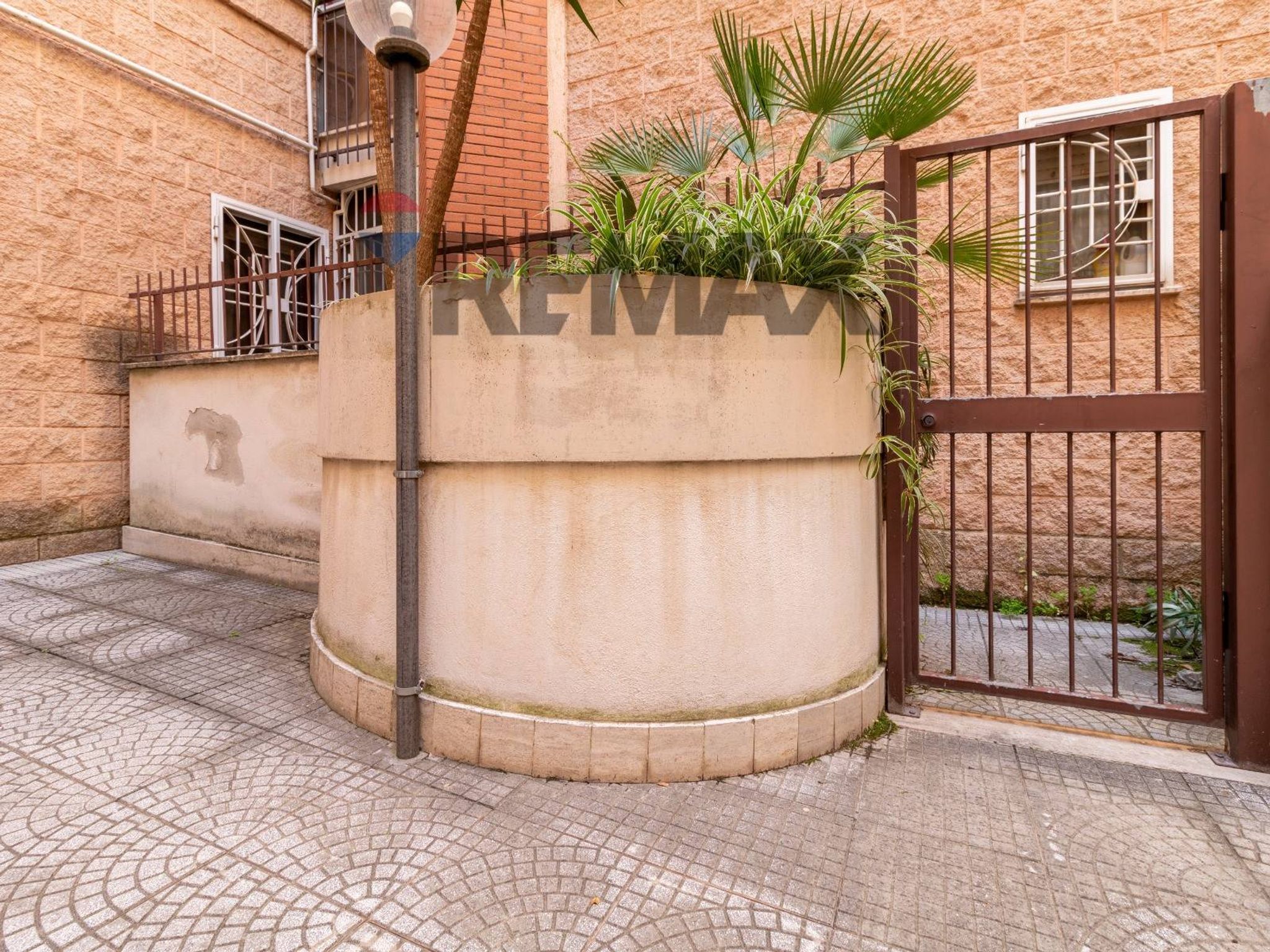 Edificio all'aperto