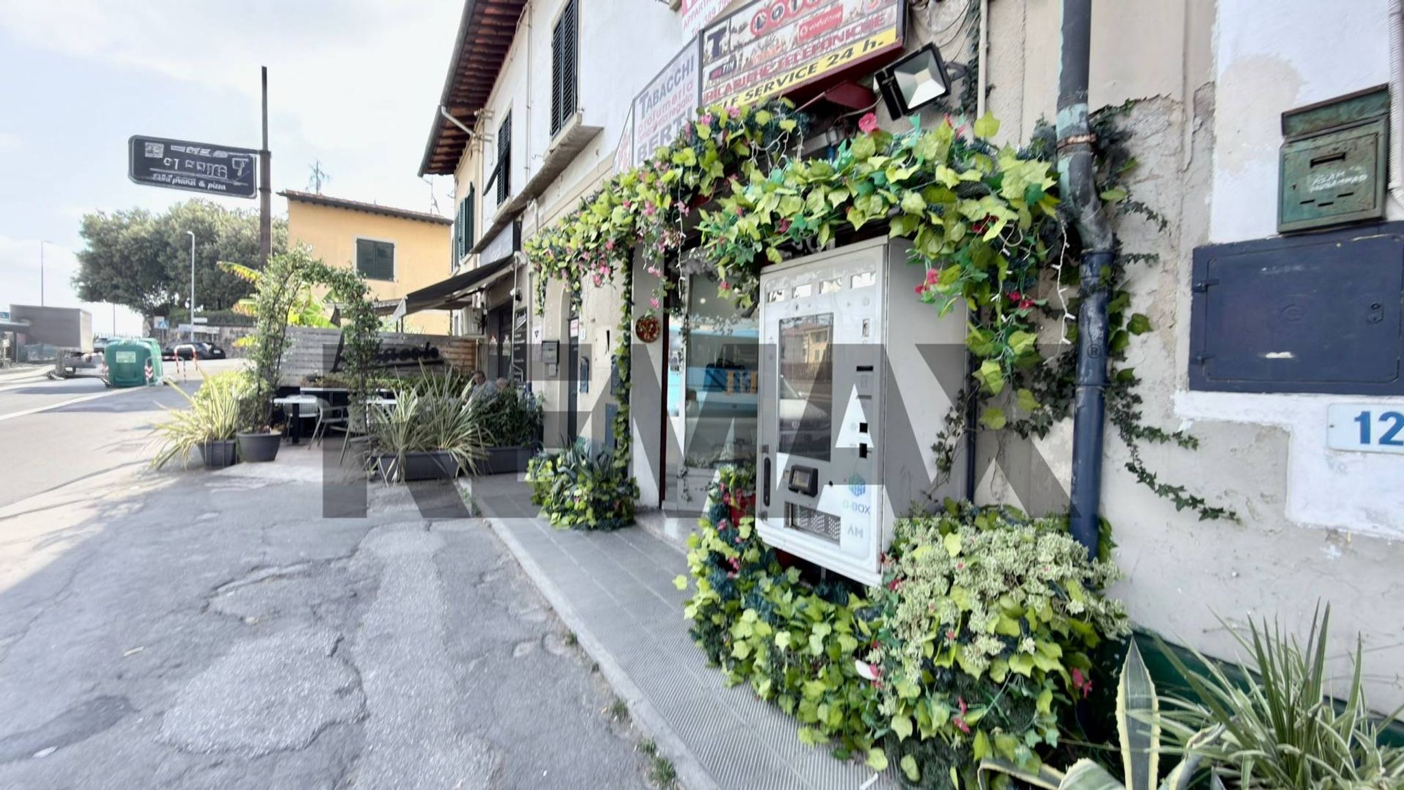 Edificio all'aperto