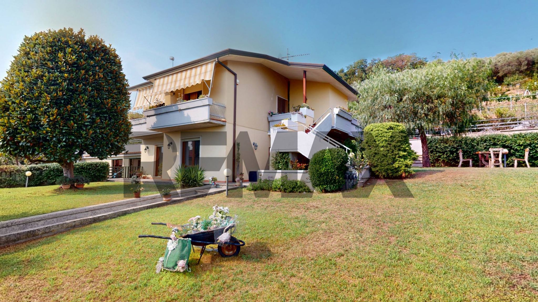 Casa all'aperto