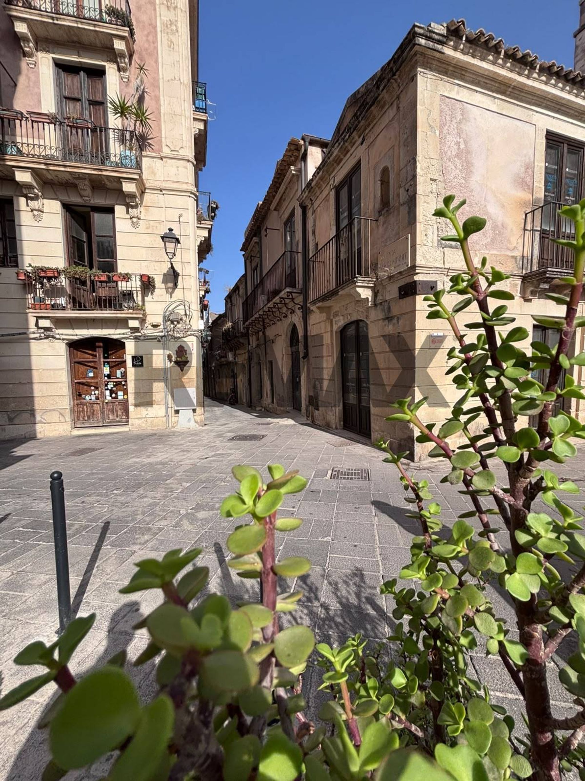 Edificio all'aperto