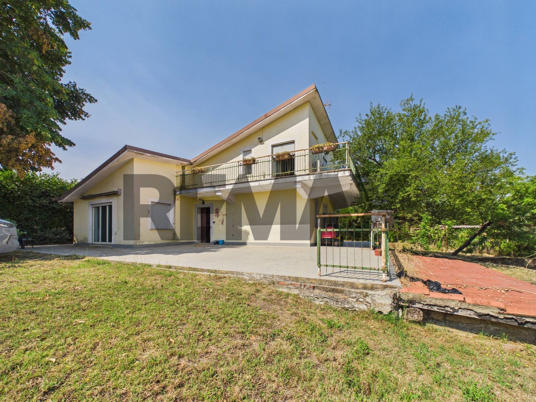Property in Campagnano di Roma