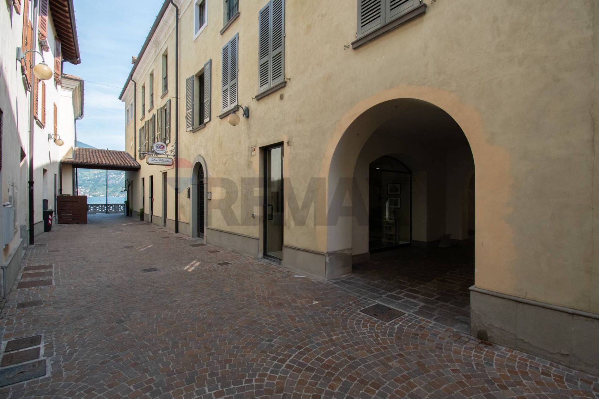 Edificio all'aperto