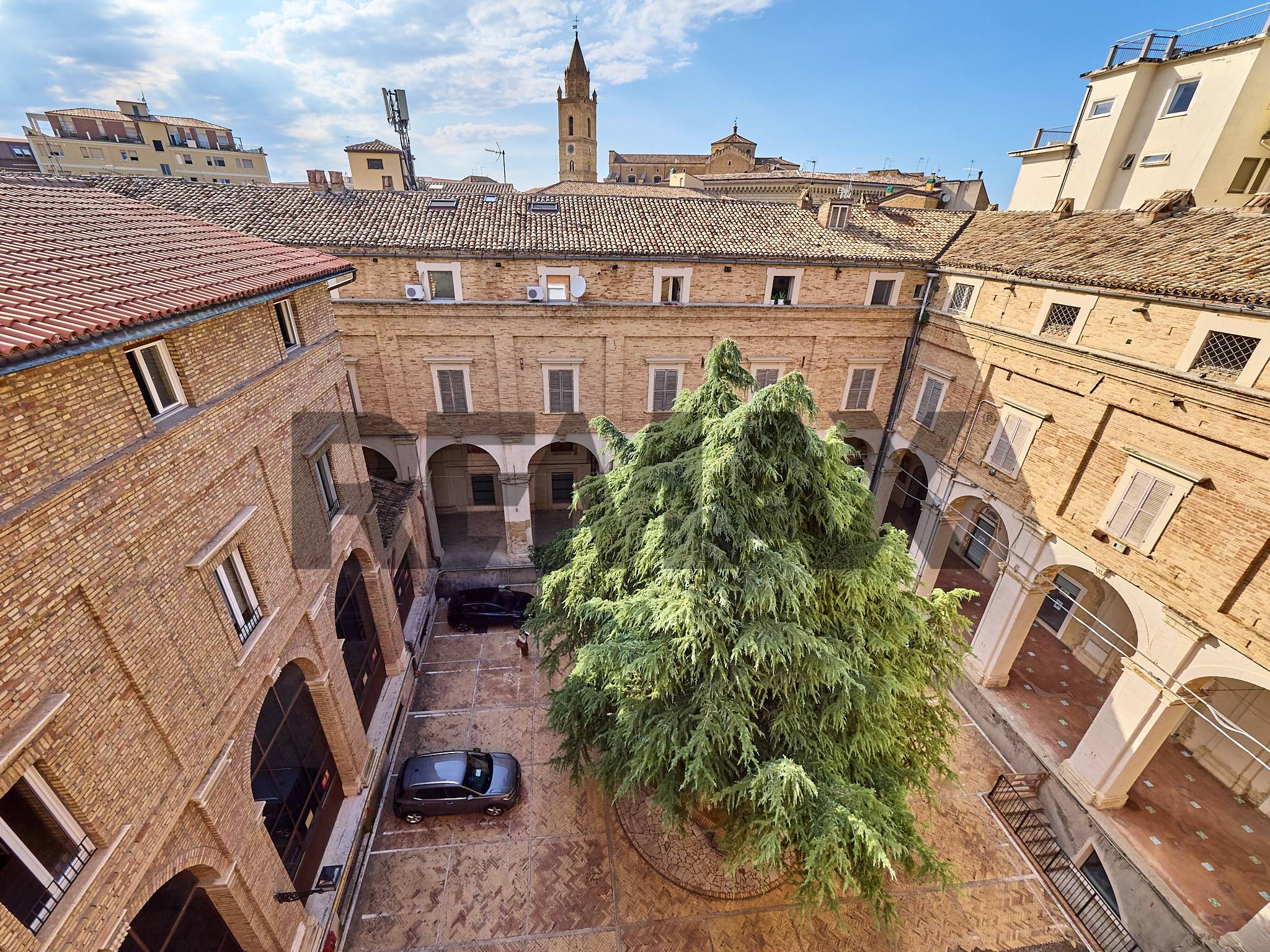 Edificio all'aperto