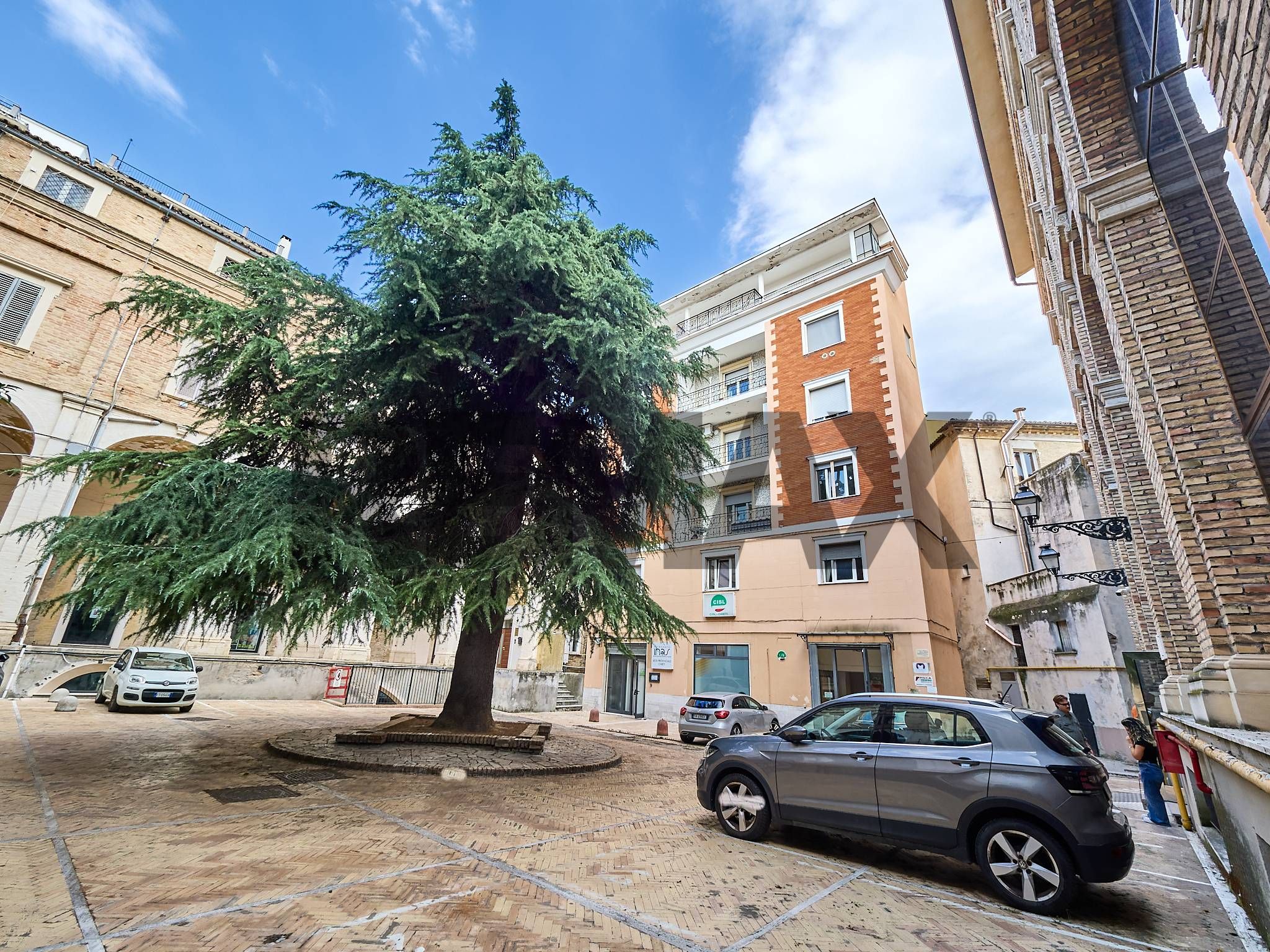 Edificio all'aperto