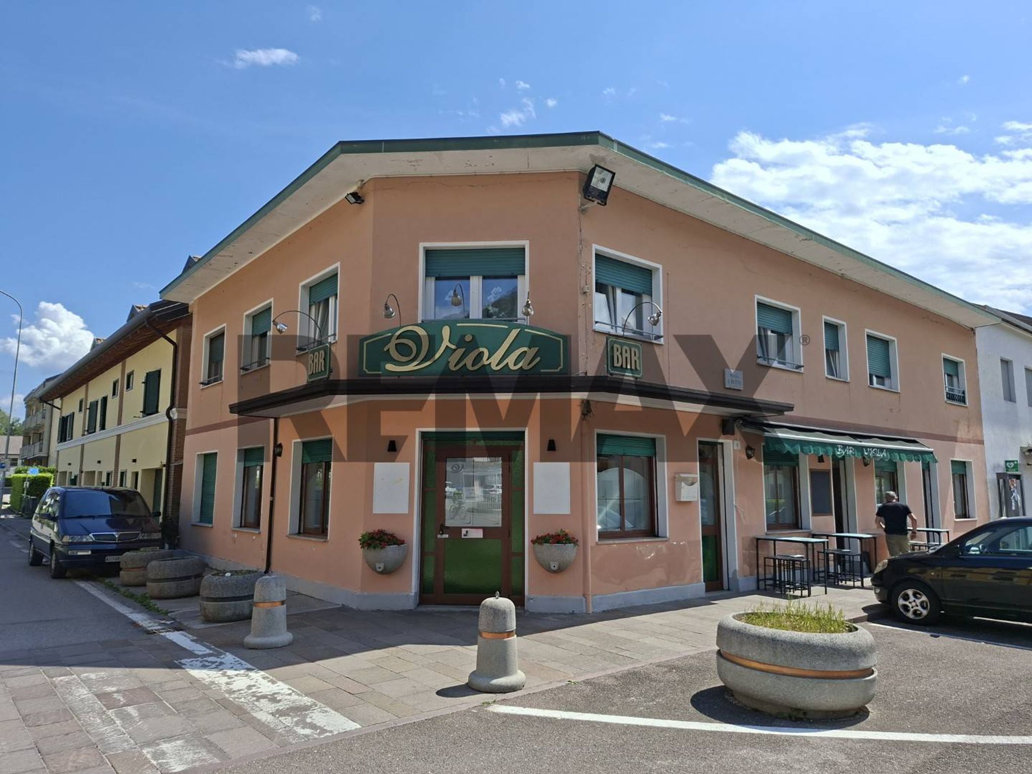 Edificio all'aperto
