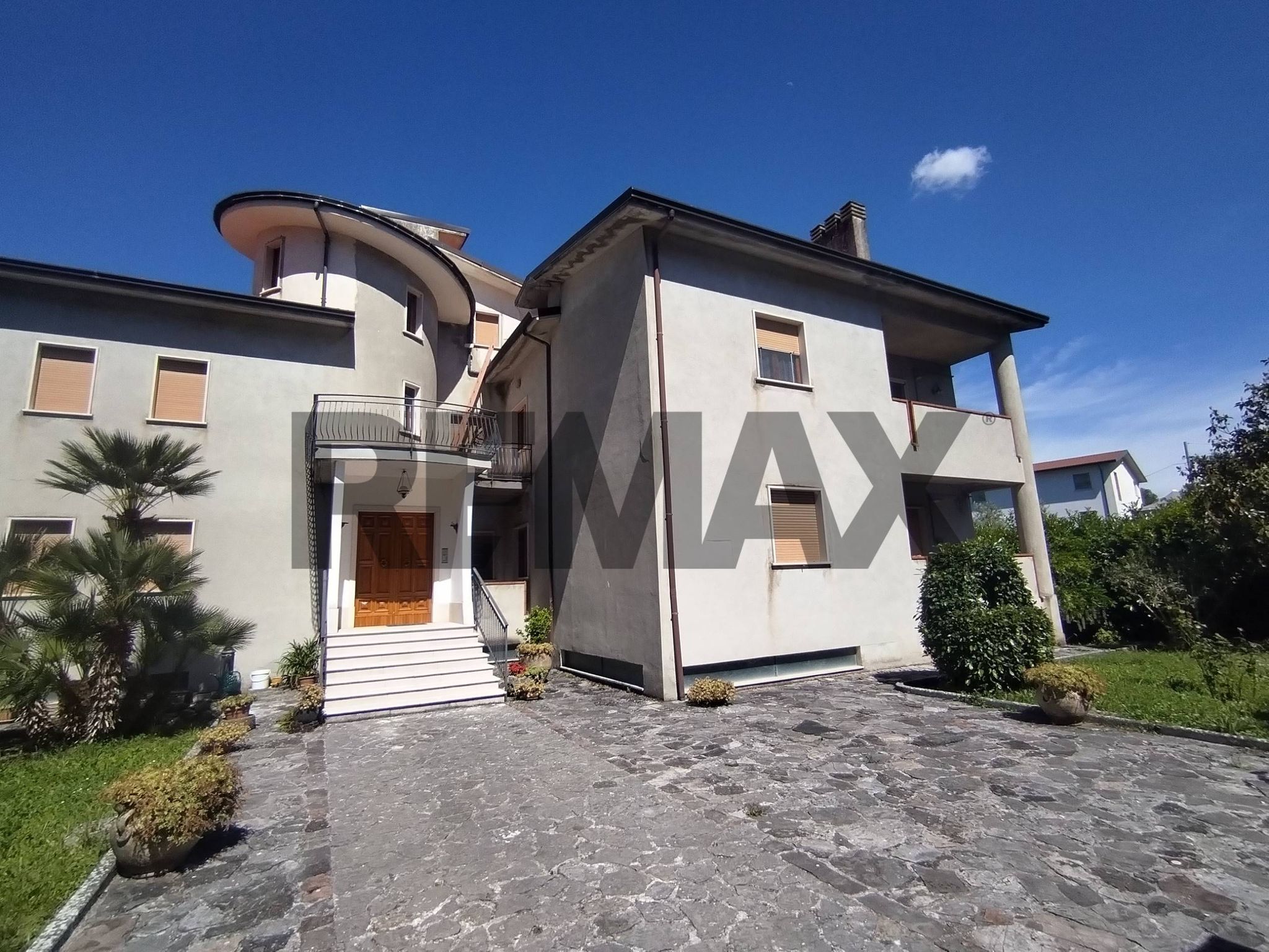 Casa all'aperto