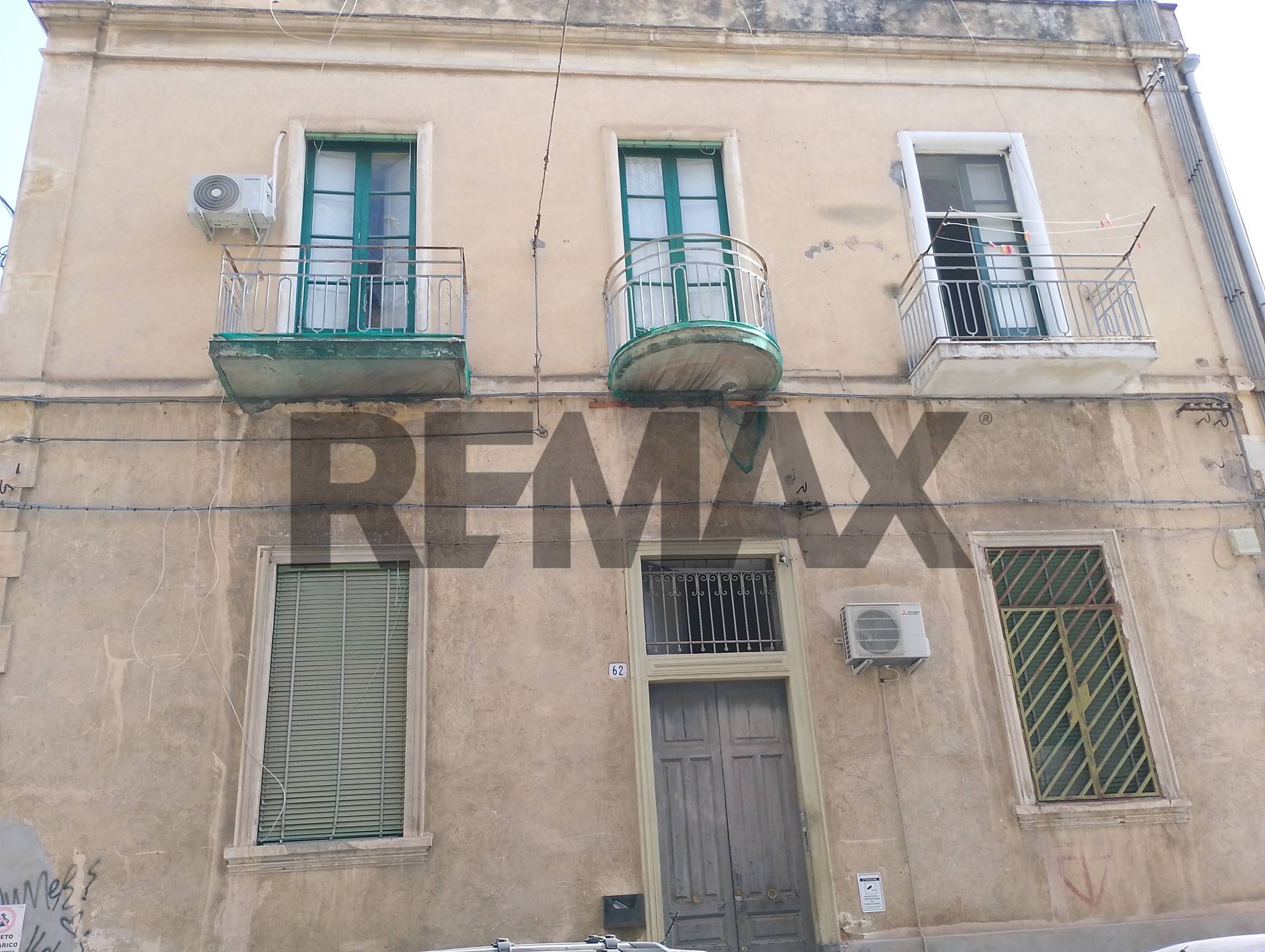 Edificio all'aperto