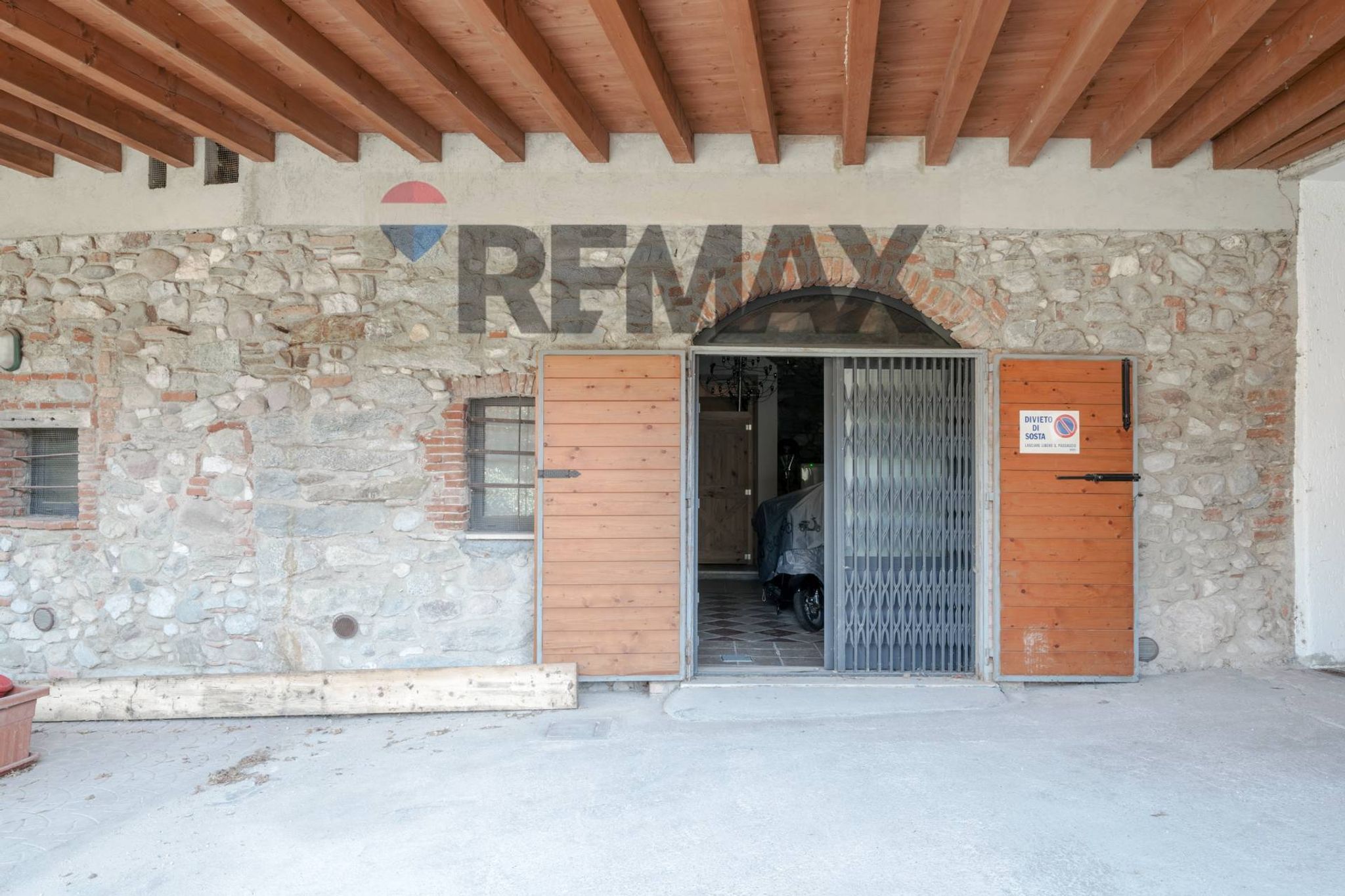 Edificio all'aperto