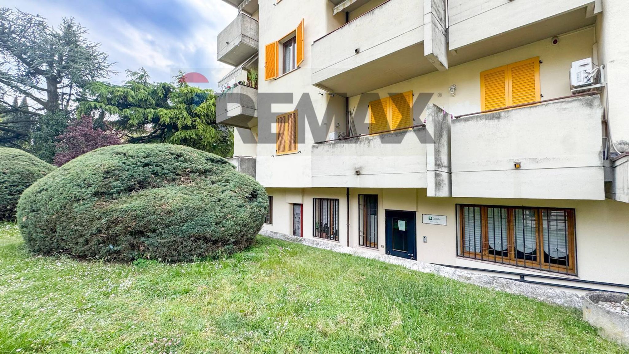 Edificio all'aperto