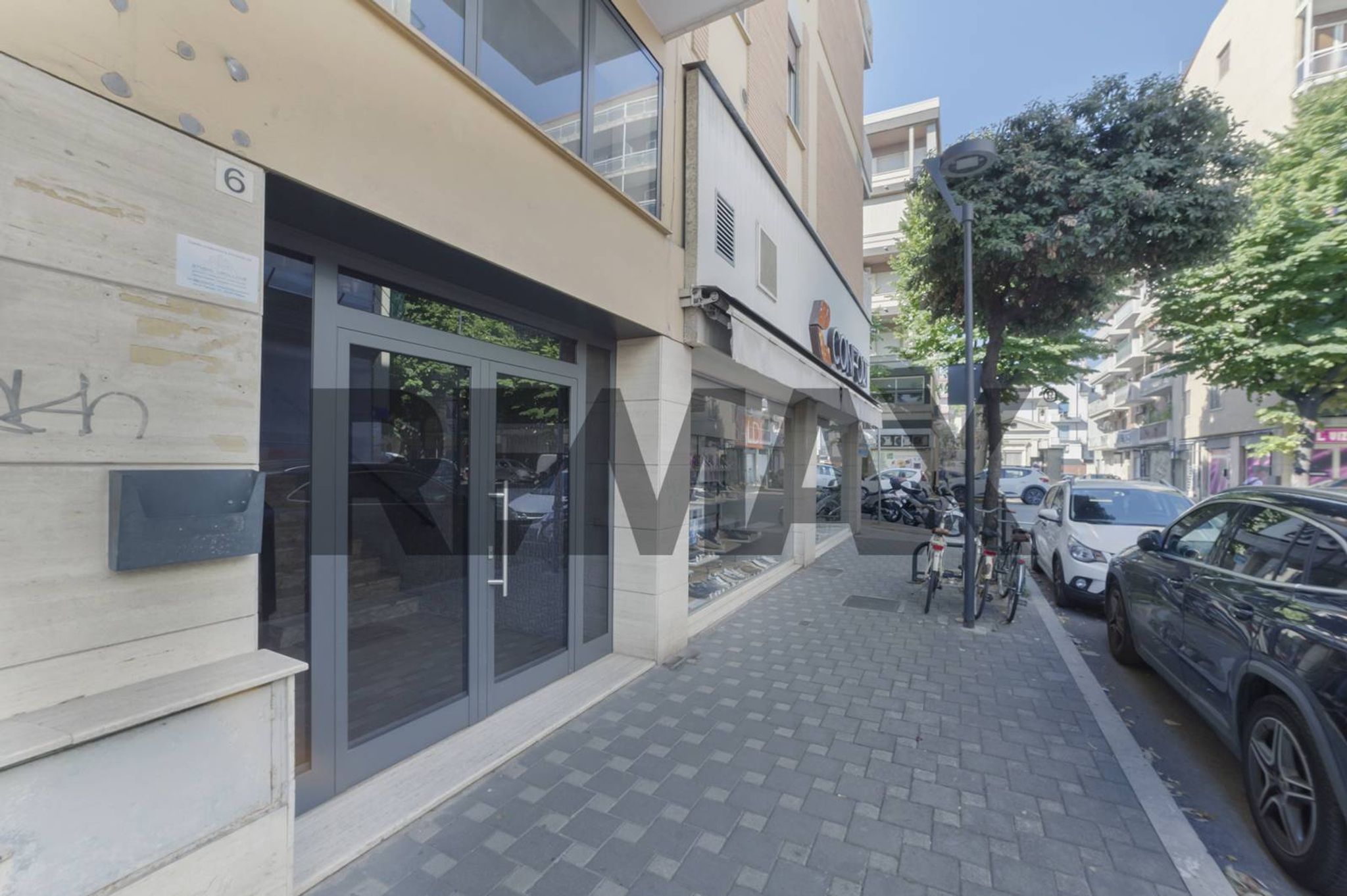 Edificio all'aperto